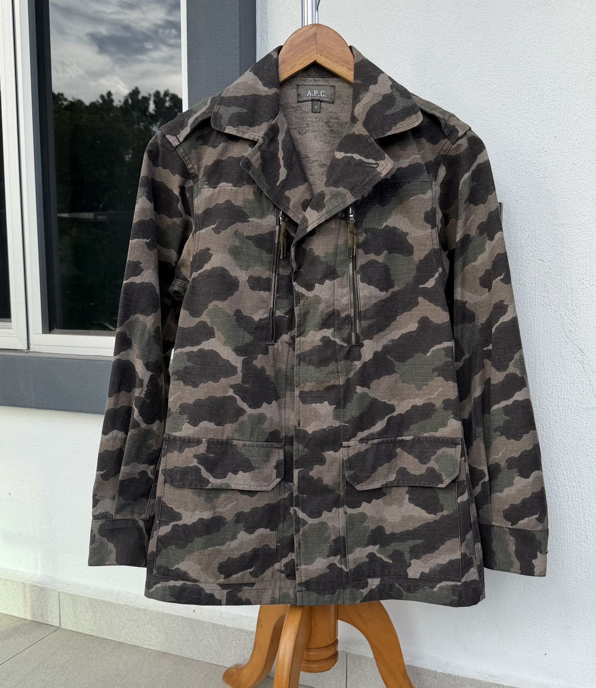 A.P.C. A.P.C. Camouflage Print Utility Jacket Size US S / EU 44-46 / 1 - 2 Thumbnail