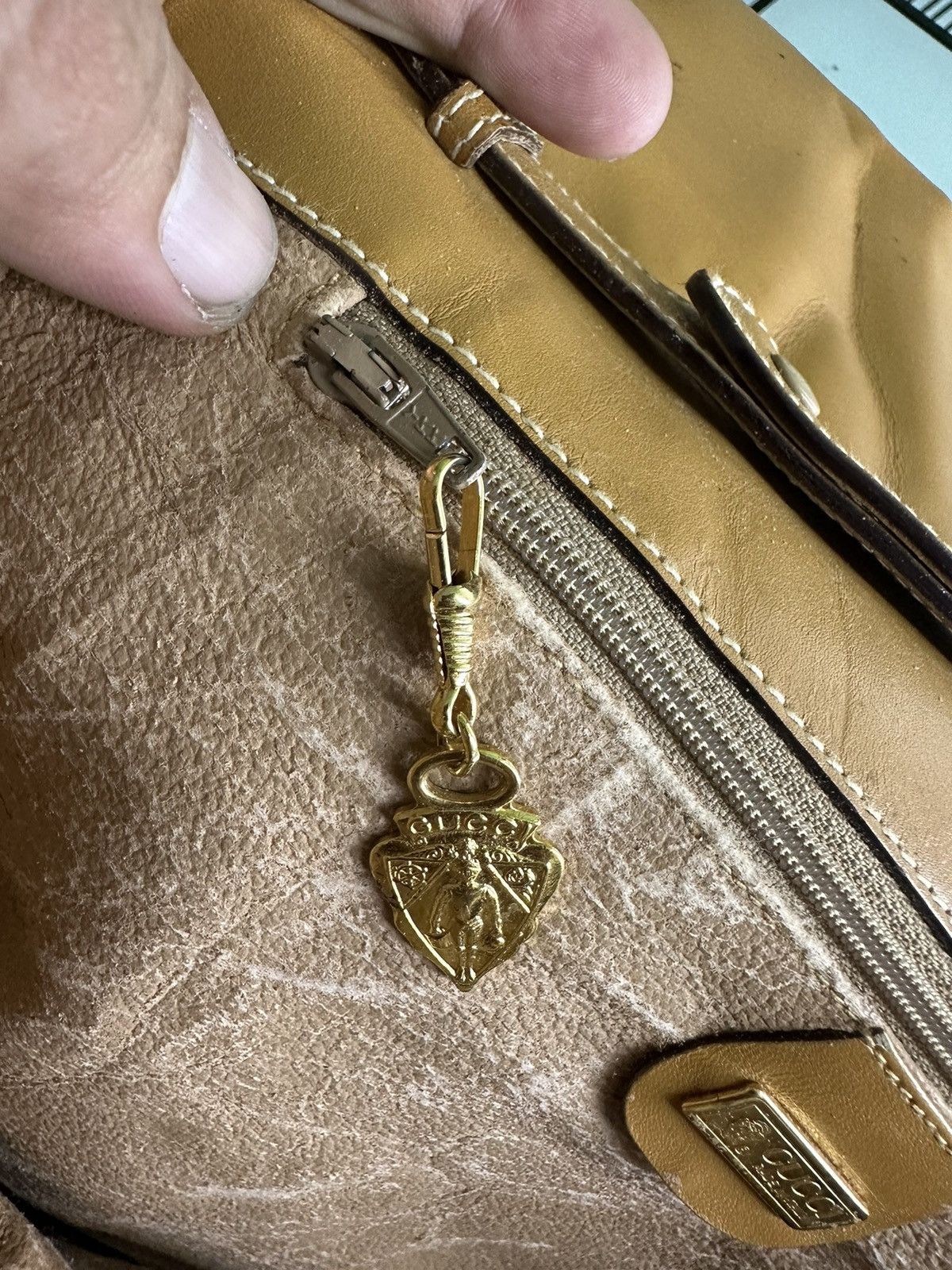Gucci Vintage GG Gucci Shoulder Bag Size ONE SIZE - 18 Thumbnail