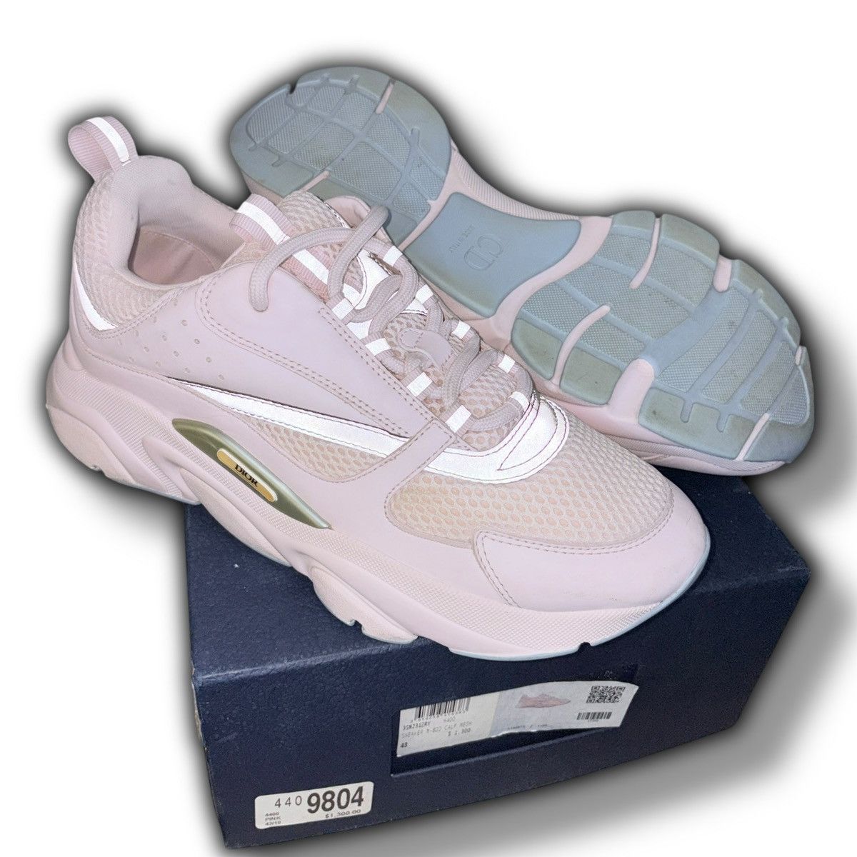 Dior Size 10 - Dior B22 Pink With Blue Sole Size US 10 / EU 43 - 1 Thumbnail