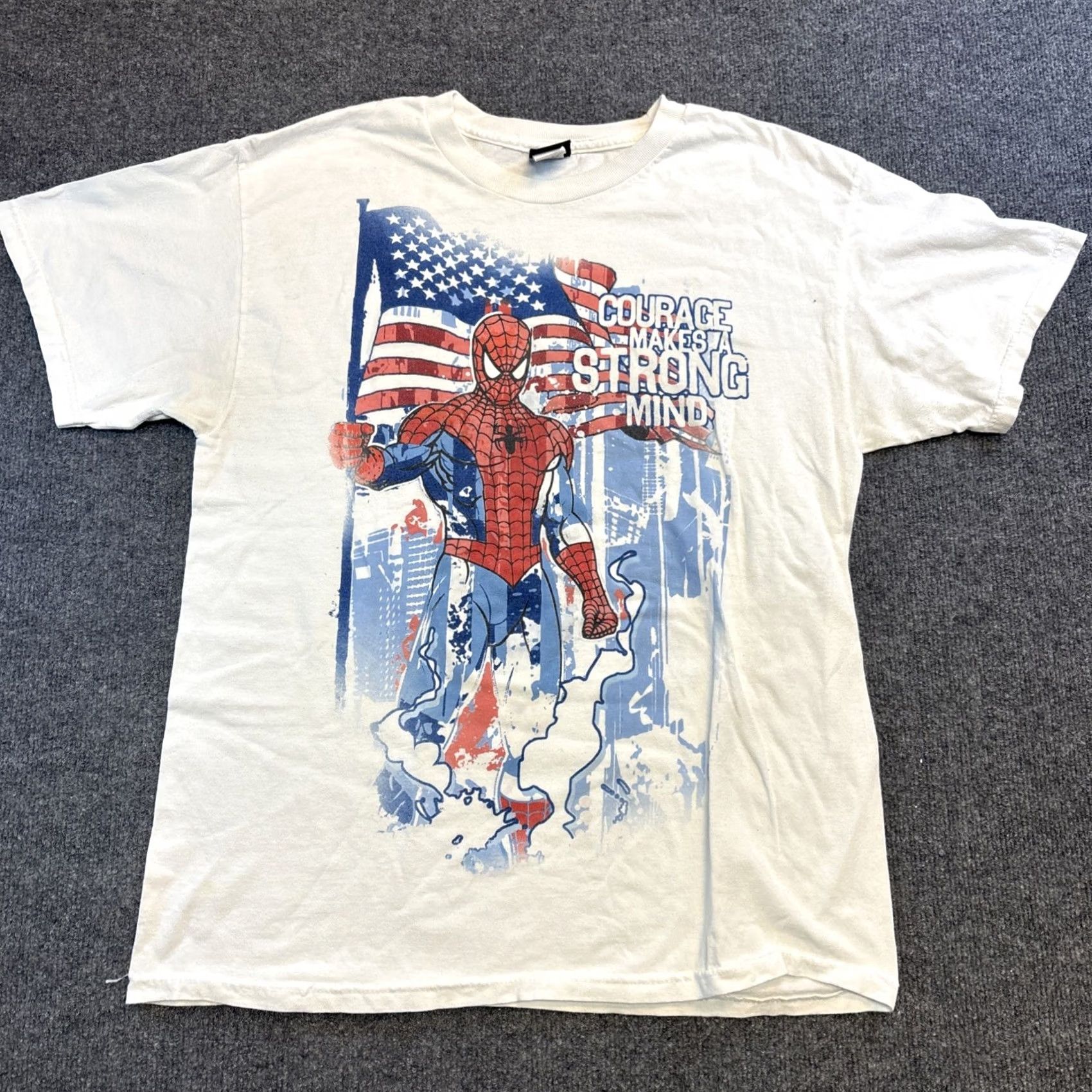 Vintage VINTAGE Marvel Spider-Man T-Shirt L White America Courage Makes A Strong Mind Shirts Mens Size US L / EU 52-54 / 3 - 2 Thumbnail