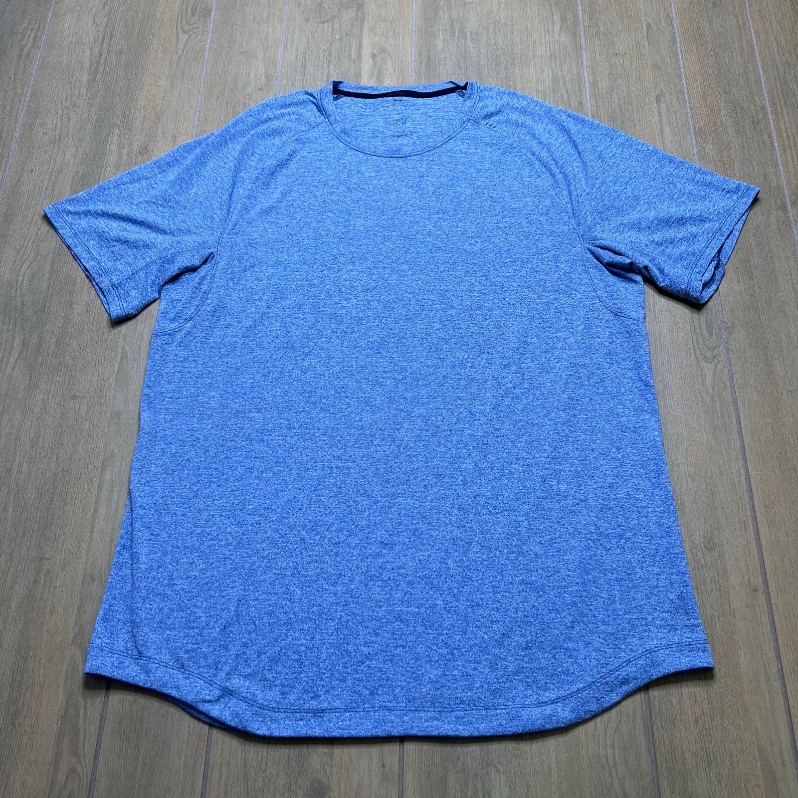 Lululemon Lululemon Metal Vent Tech Shirt Mens XL Blue Short Sleeve Size US XL / EU 56 / 4 - 1 Thumbnail
