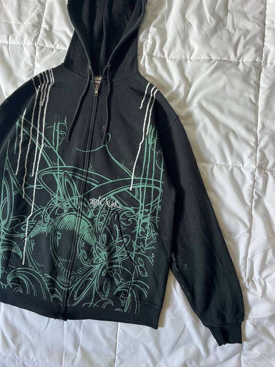 Japanese Brand Vintage Graffiti Zip Up Hoodie Balenciaga Style Size US M / EU 48-50 / 2 - 4 Thumbnail