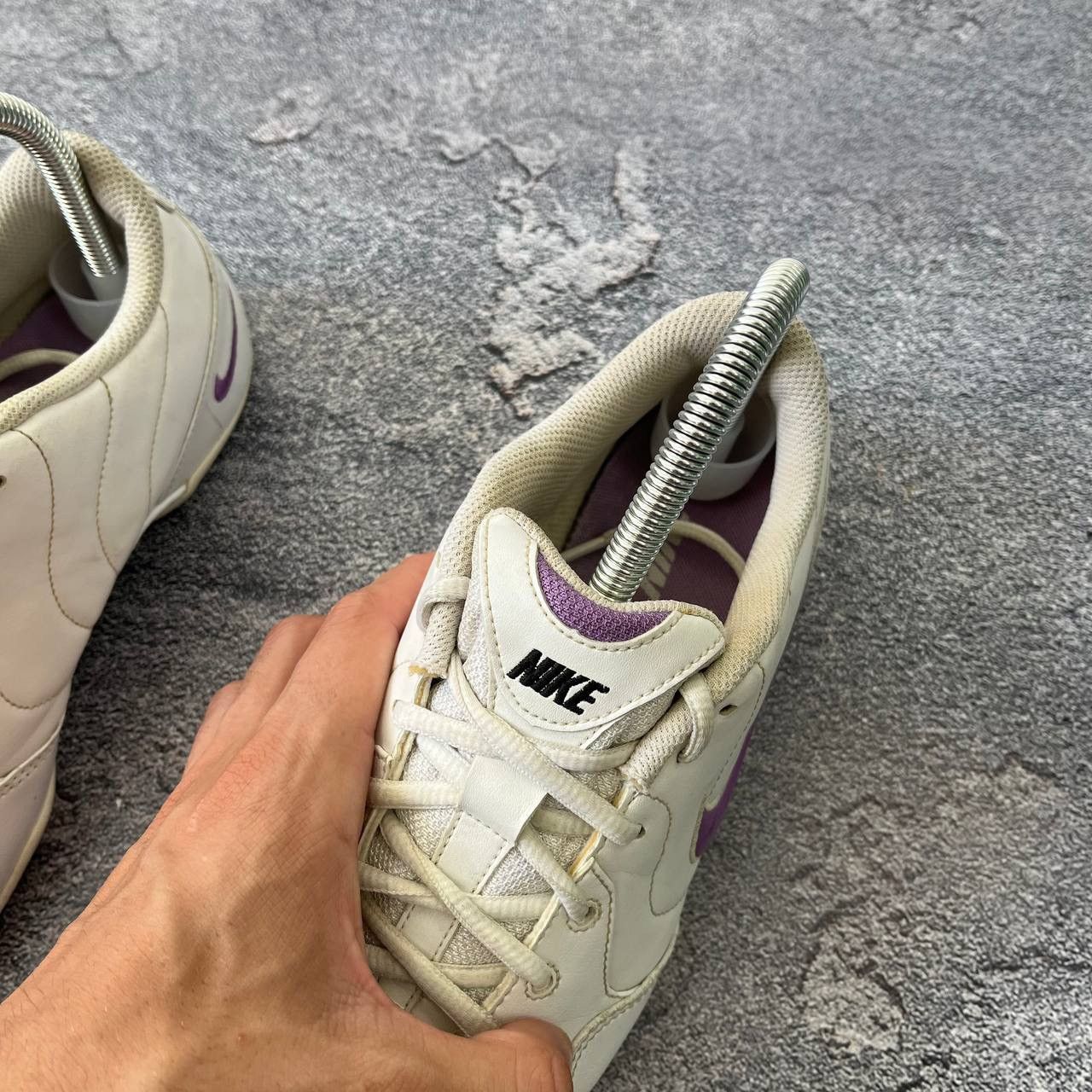 Nike Vintage 00s Y2k Nike Sneakers hype rare shoes.Size US 7.5 Size US 7.5 / EU 40-41 - 5 Thumbnail