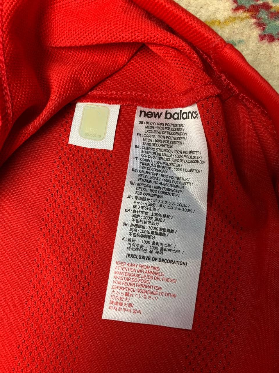 New Balance Liverpool Jersey Home football long sleeve shirt 2016 - 2017 Size US XL / EU 56 / 4 - 4 Thumbnail