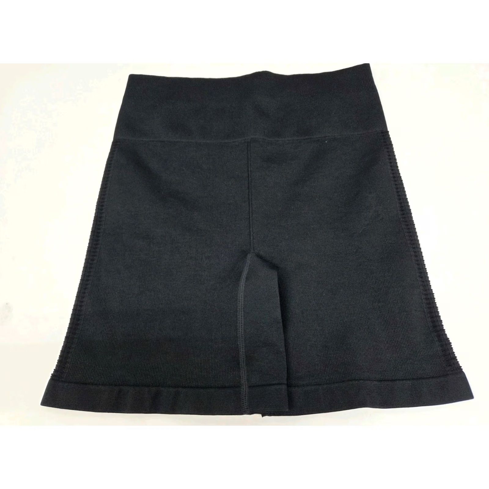 Fabletics NWT Fabletics Womens High-Waisted Perforated Black Shorts 6" M Slim Athletic Running & Jogging Gym Training Cross Training Womens Size 32" / US 10 / IT 46 - 2 Thumbnail