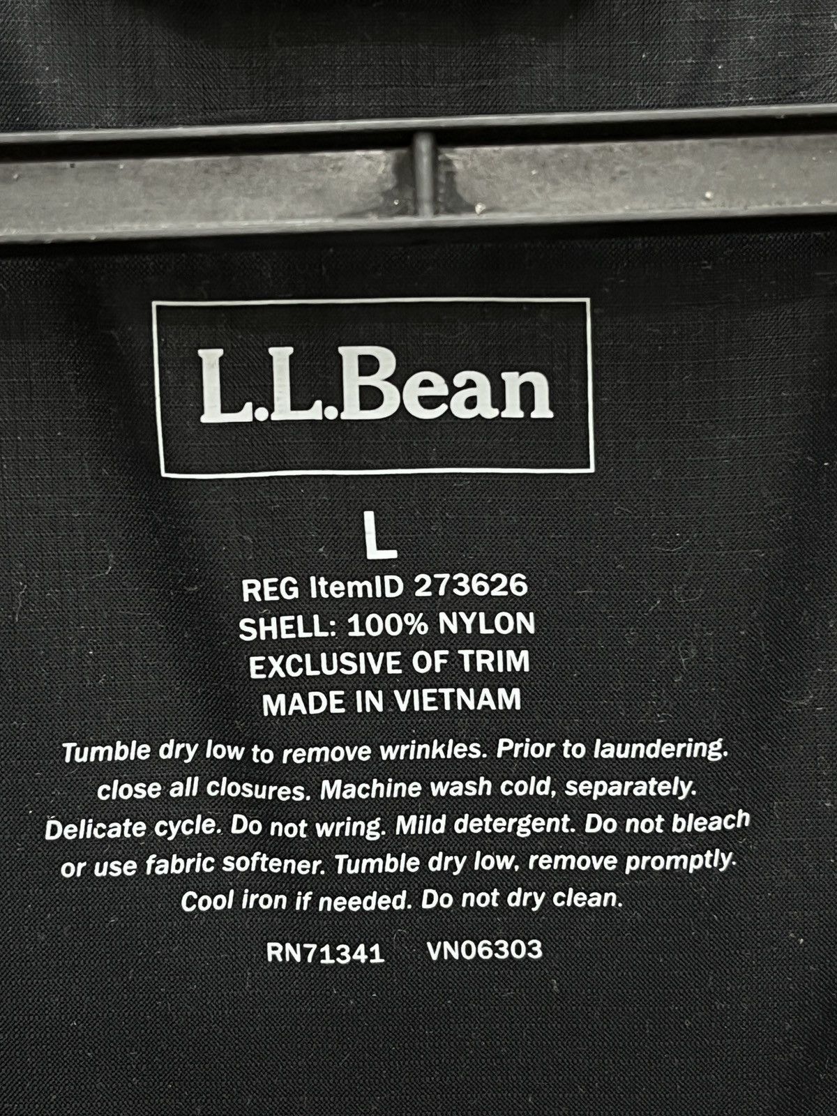 L.L. Bean 🔥🔥🔥STEALS LL BEAN LIGHT JACKET HIDDEN HOODIE Size US L / EU 52-54 / 3 - 8 Thumbnail