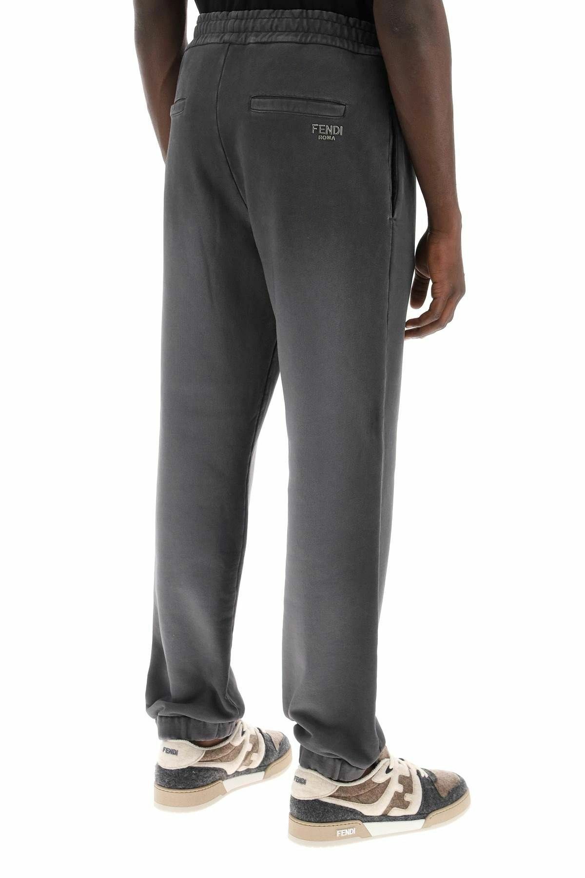 Fendi o1s1wg110226 Sweatpant & Jogger in Gray Size US 32 / EU 48 - 3 Thumbnail