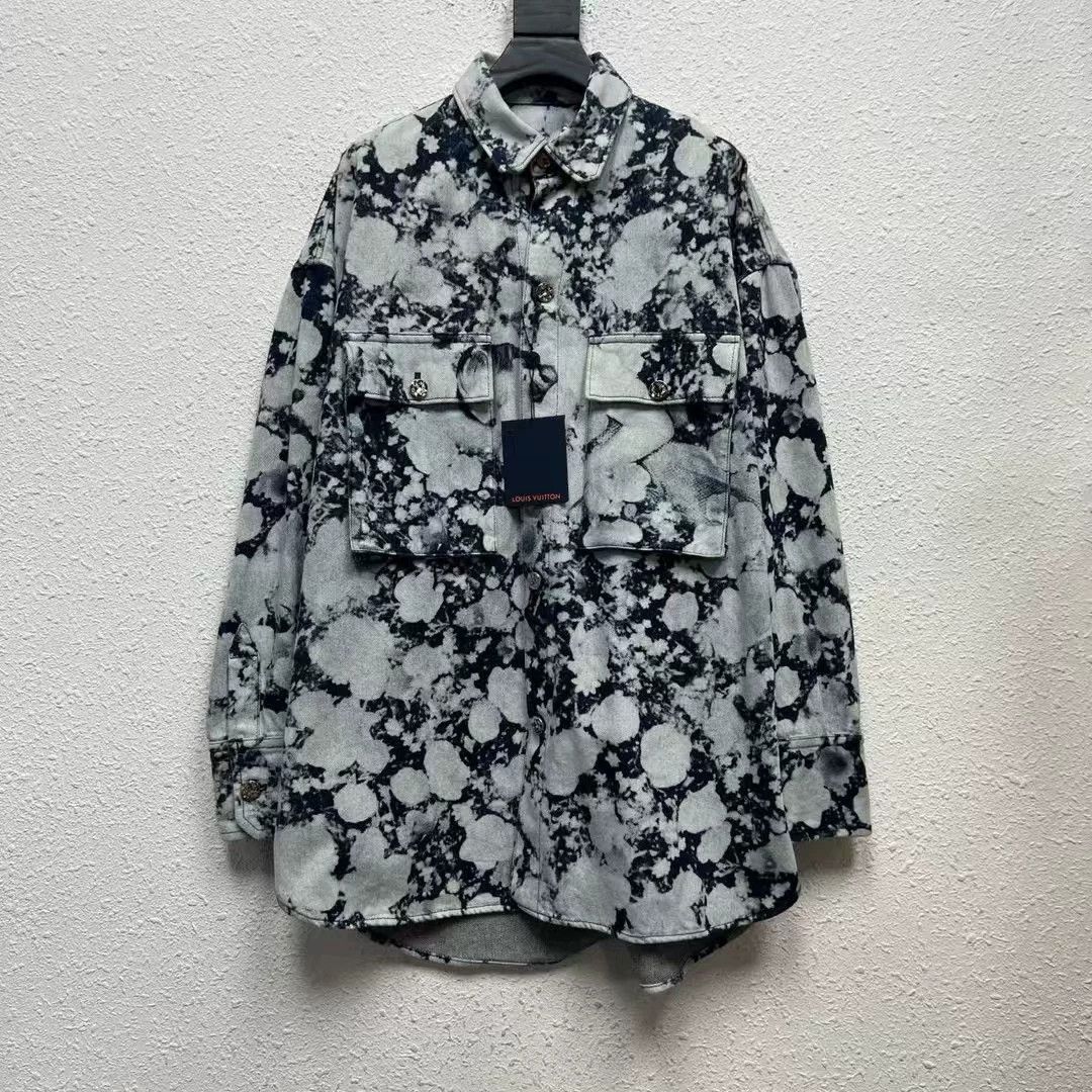 Louis Vuitton louis vuitton green floral denim jacket Size XS / US 0-2 / IT 36-38 - 1 Thumbnail