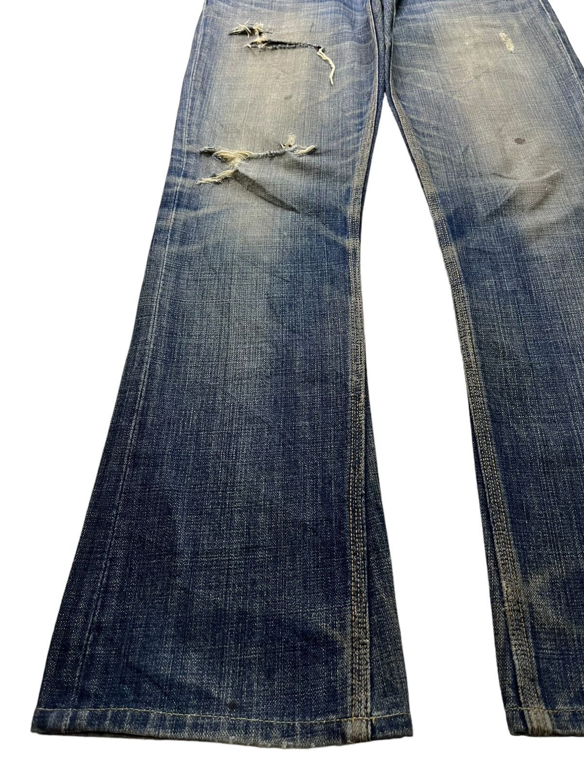 Japanese Brand Vintage Japanese Brand Mud Wash Rip Distressed Flare Jeans Size US 32 / EU 48 - 6 Thumbnail