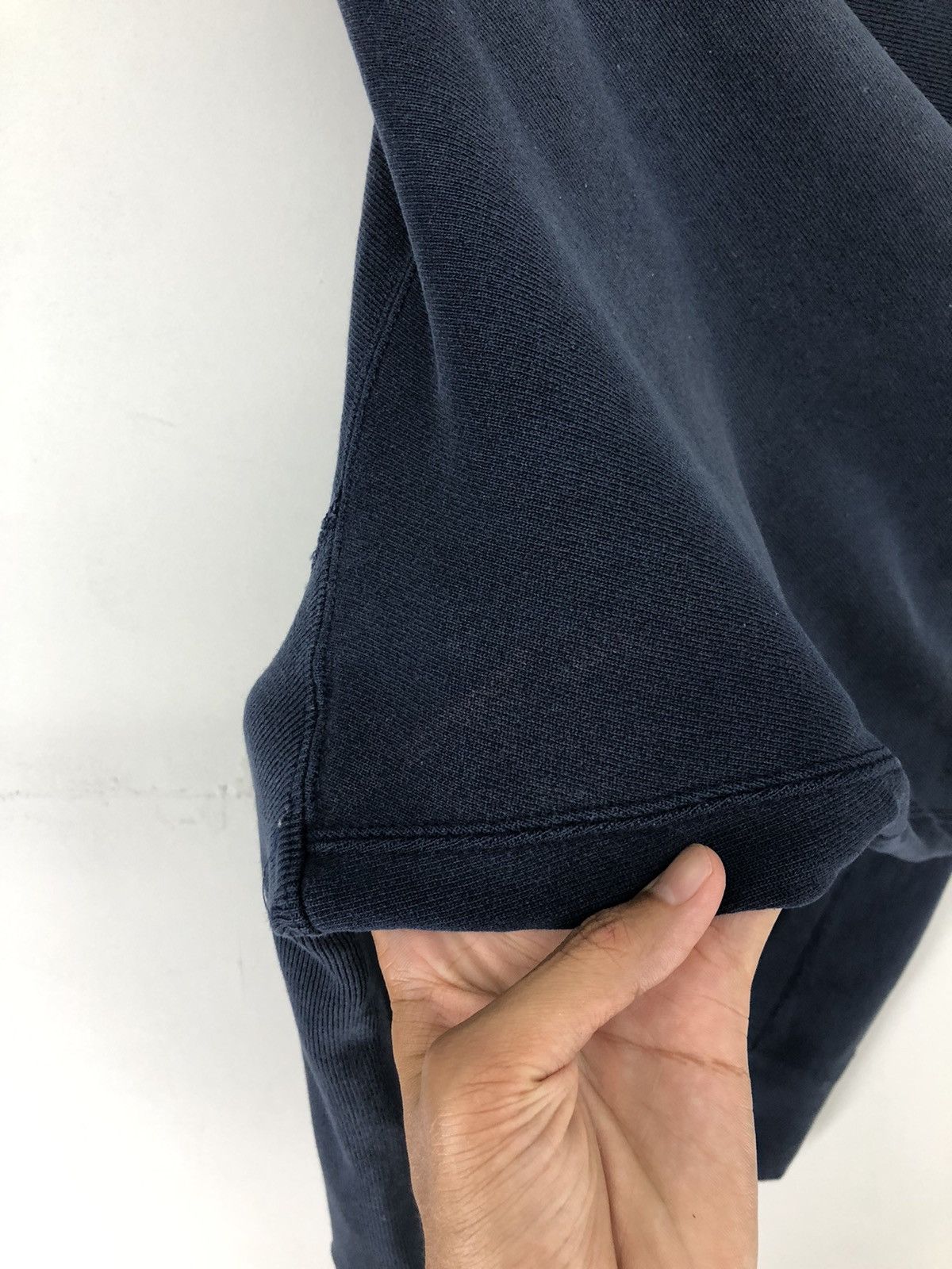 Champion Vintage 90's Champion Reverse Weave Crewneck Sweatshirt Size US L / EU 52-54 / 3 - 13 Thumbnail
