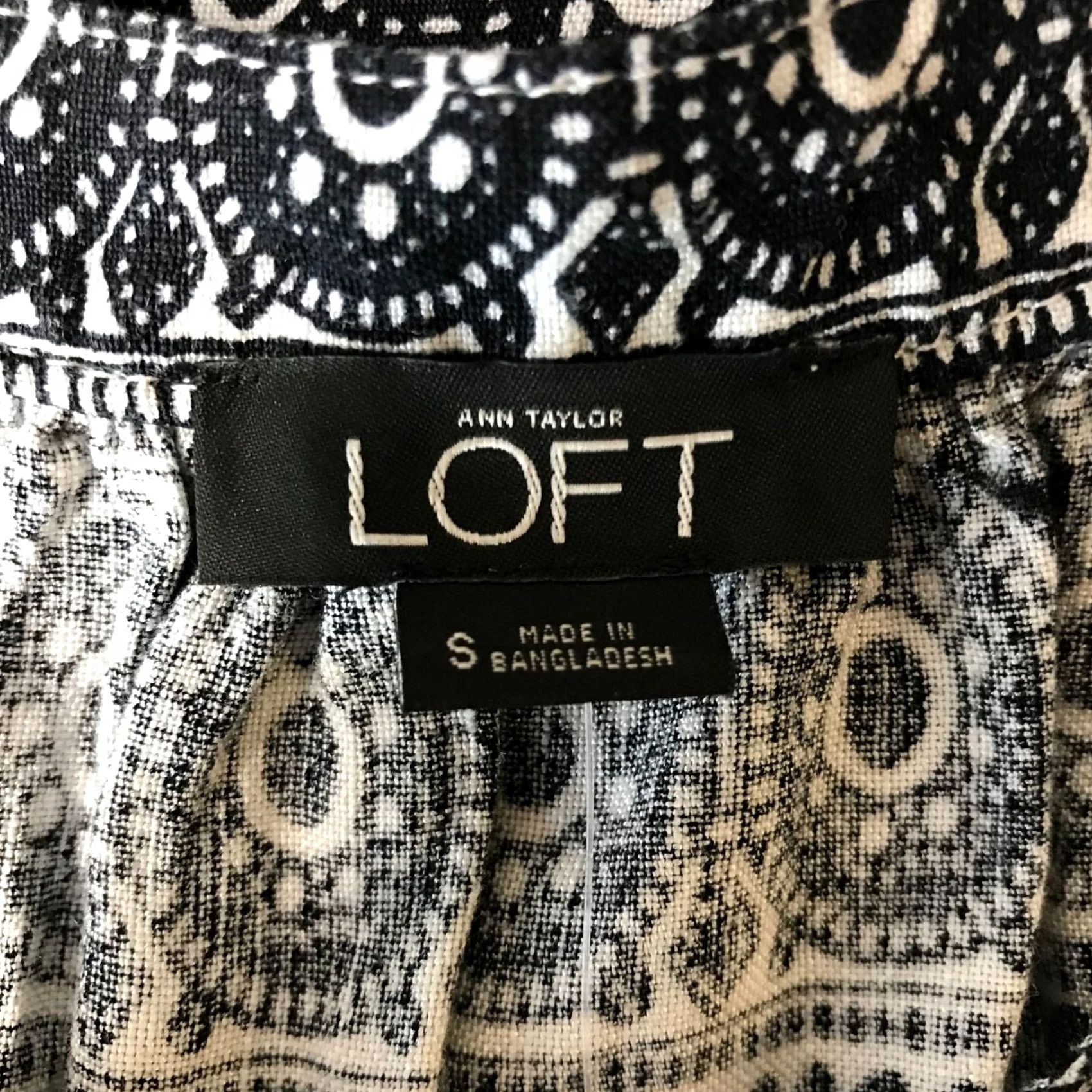 Loft LOFT WOMEN'S S SMALL BLACK PRINTED SLEEVELESS ROUND NECK ROMPER SHORTS Size 28" / US 6 / IT 42 - 5 Thumbnail