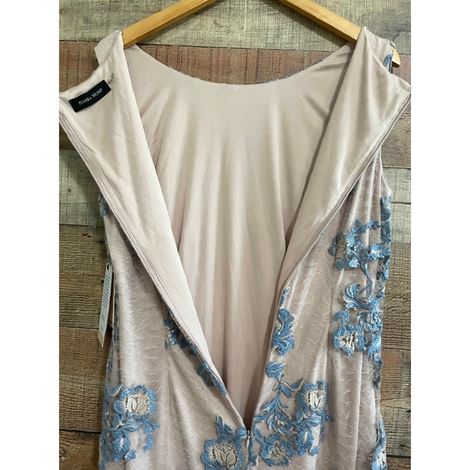Vintage Ivanka Trump Embroidered Sheath Dress Woman Size 14 NWT Size XL / US 12-14 / IT 48-50 - 5 Thumbnail