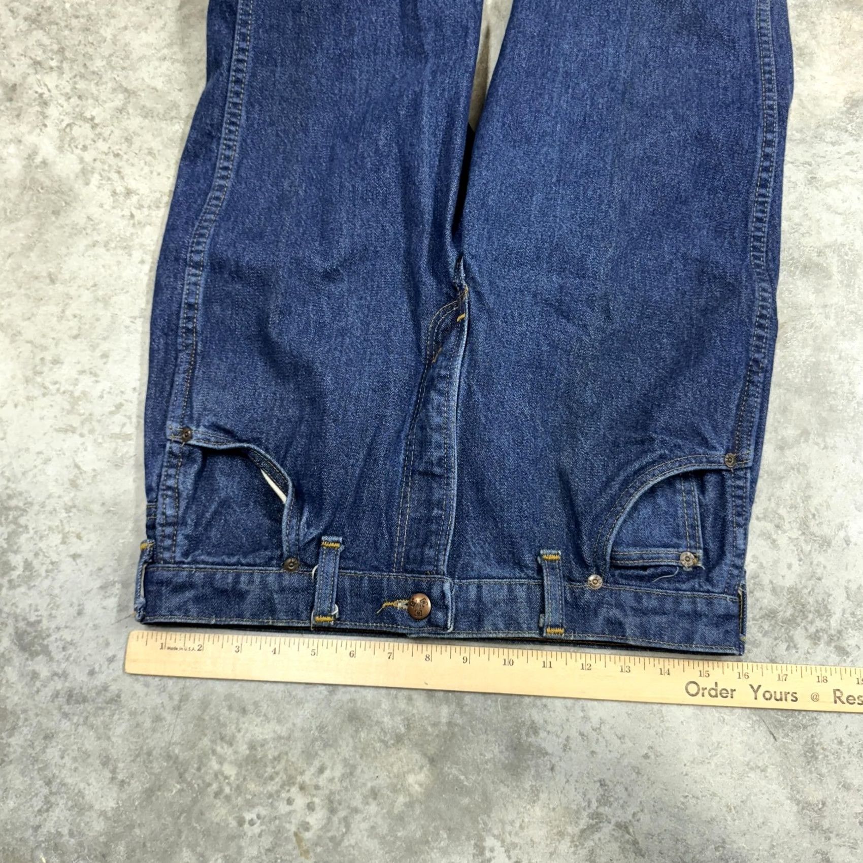Denime VINTAGE Dee Cee Jeans Mens 33x34 Blue Denim Straight Leg Adjustable Cuff 90s Size US 33 - 7 Thumbnail