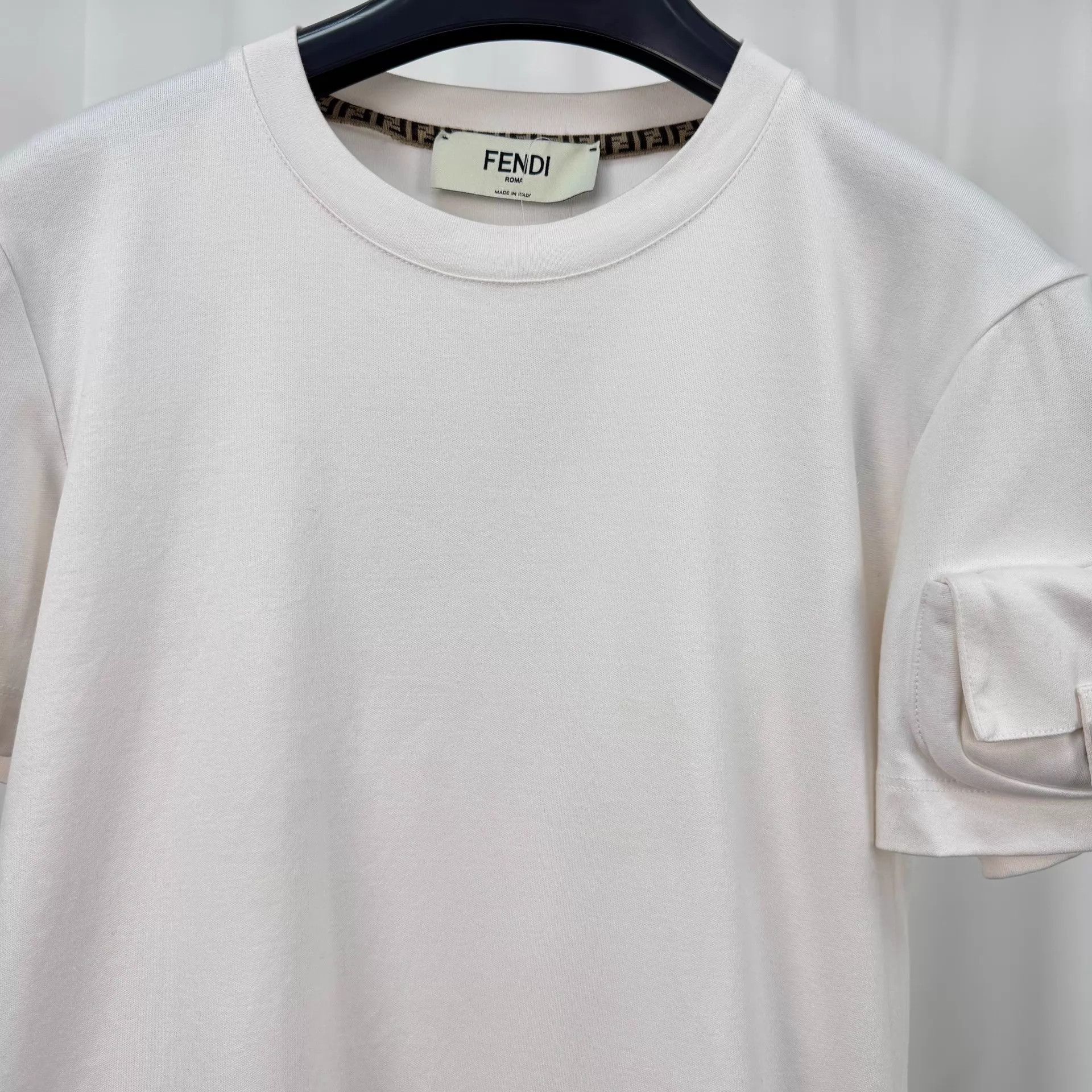 Fendi Fendi Double F Arm Pocket Short Sleeve T-Shirt XS Size XS / US 0-2 / IT 36-38 - 3 Thumbnail
