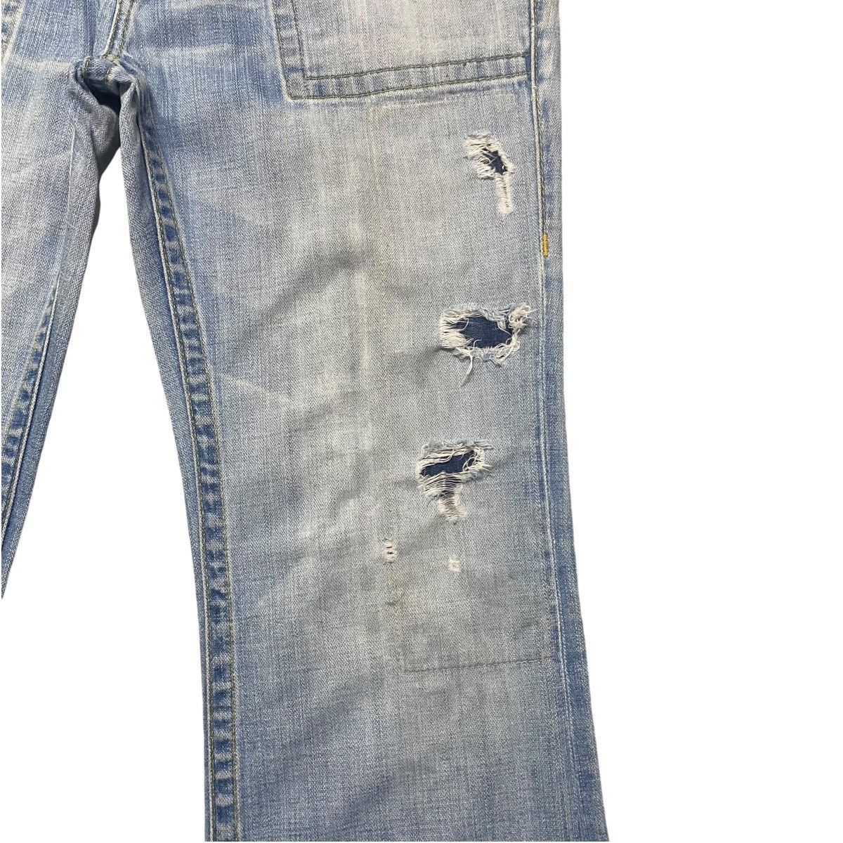 True Religion Vintage True Religion Distressed Denim Flare Jeans Size US 35 - 7 Thumbnail