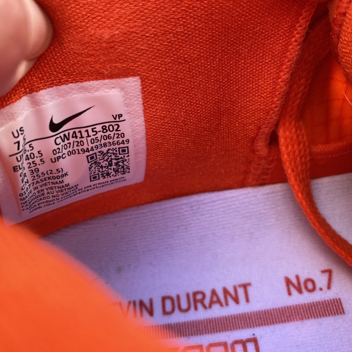 Nike Nike shoes Size US 7.5 / EU 40-41 - 3 Thumbnail