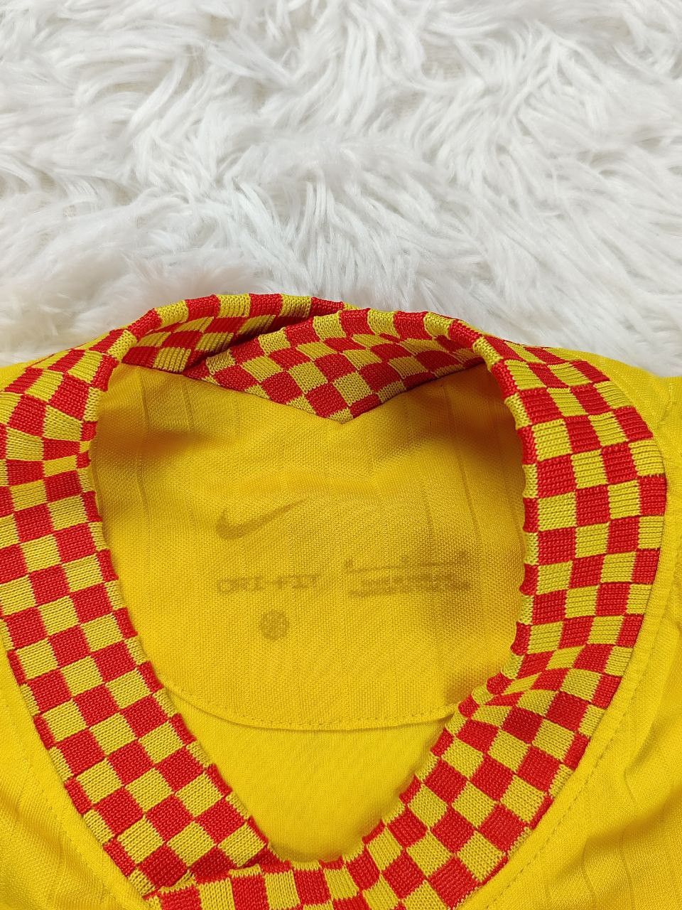 Nike Nike Liverpool Jersey 2021 Size US M / EU 48-50 / 2 - 4 Thumbnail