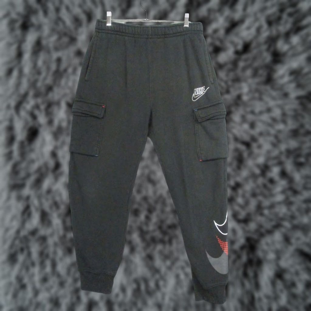 Nike Nike Pants Mens S Black Cargo Joggers Swoosh Graphic Tech Fleece CU3512-010 Size US 29 - 1 Thumbnail