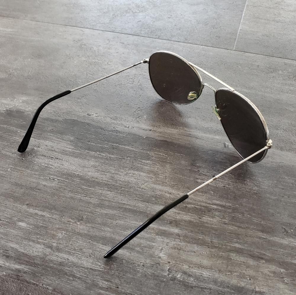 Designer Blue Mirrored Classic Aviator Sunglasses Size ONE SIZE - 2 Thumbnail