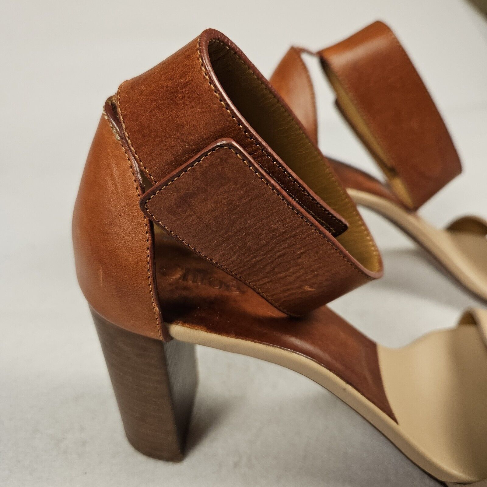 Chloe Chloe Gala Sandals Block Heels Open Toe Ankle Strap Leather Size US 6.5 / IT 36.5 - 9 Thumbnail