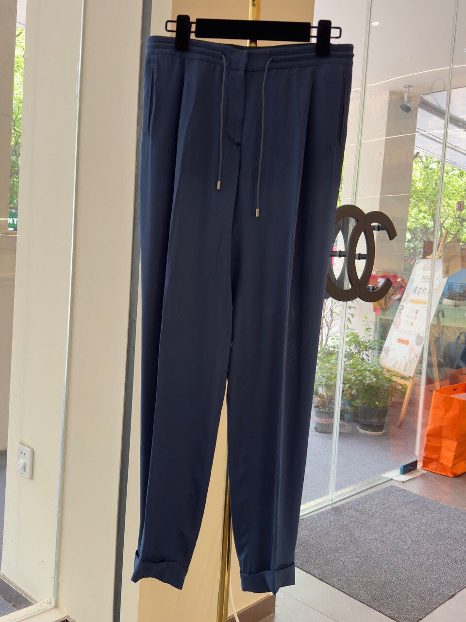 Loro Piana Loro Piana Silk Drawstring Pants Size IT 42 Size 28" / US 6 / IT 42 - 1 Thumbnail