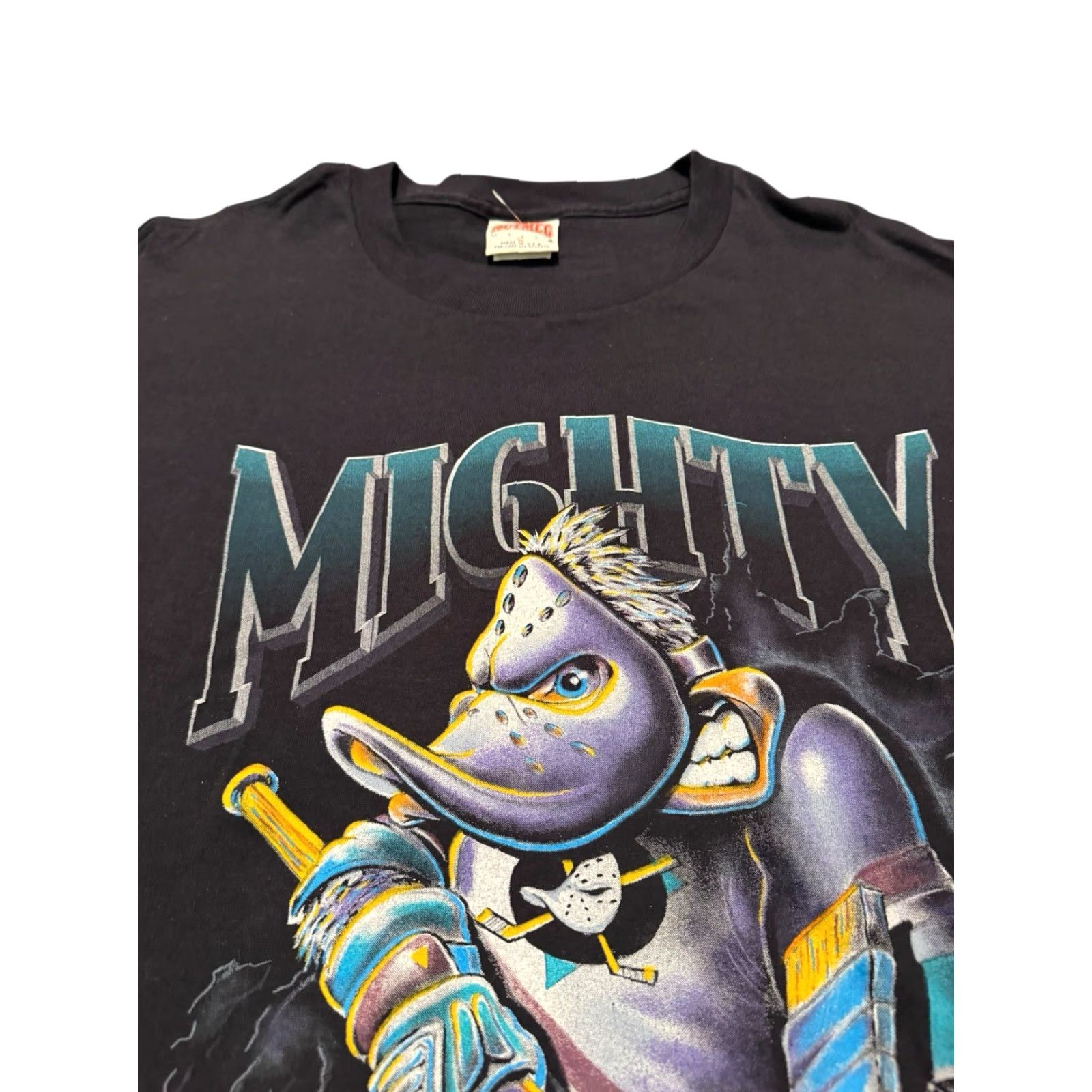 Nutmeg VINTAGE Mighty Ducks T Shirt XL Nutmeg Mills NHL Hockey Double-Sided Graphic 90s Mens Black Cotton Adult XL T-Shirt Size US XL / EU 56 / 4 - 5 Thumbnail