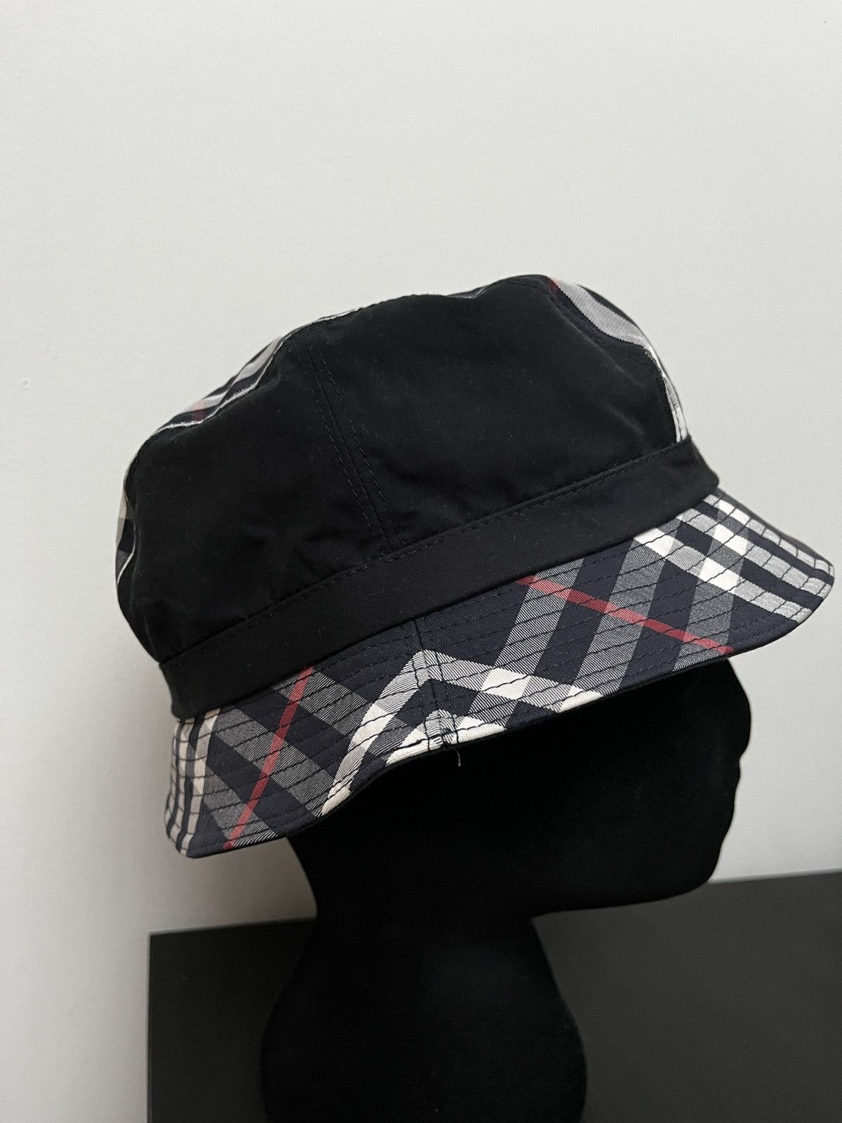 Burberry × Gosha Rubchinskiy GOSHA x Burberry Check Print Bucket Hat (unisex) Size ONE SIZE - 7 Thumbnail
