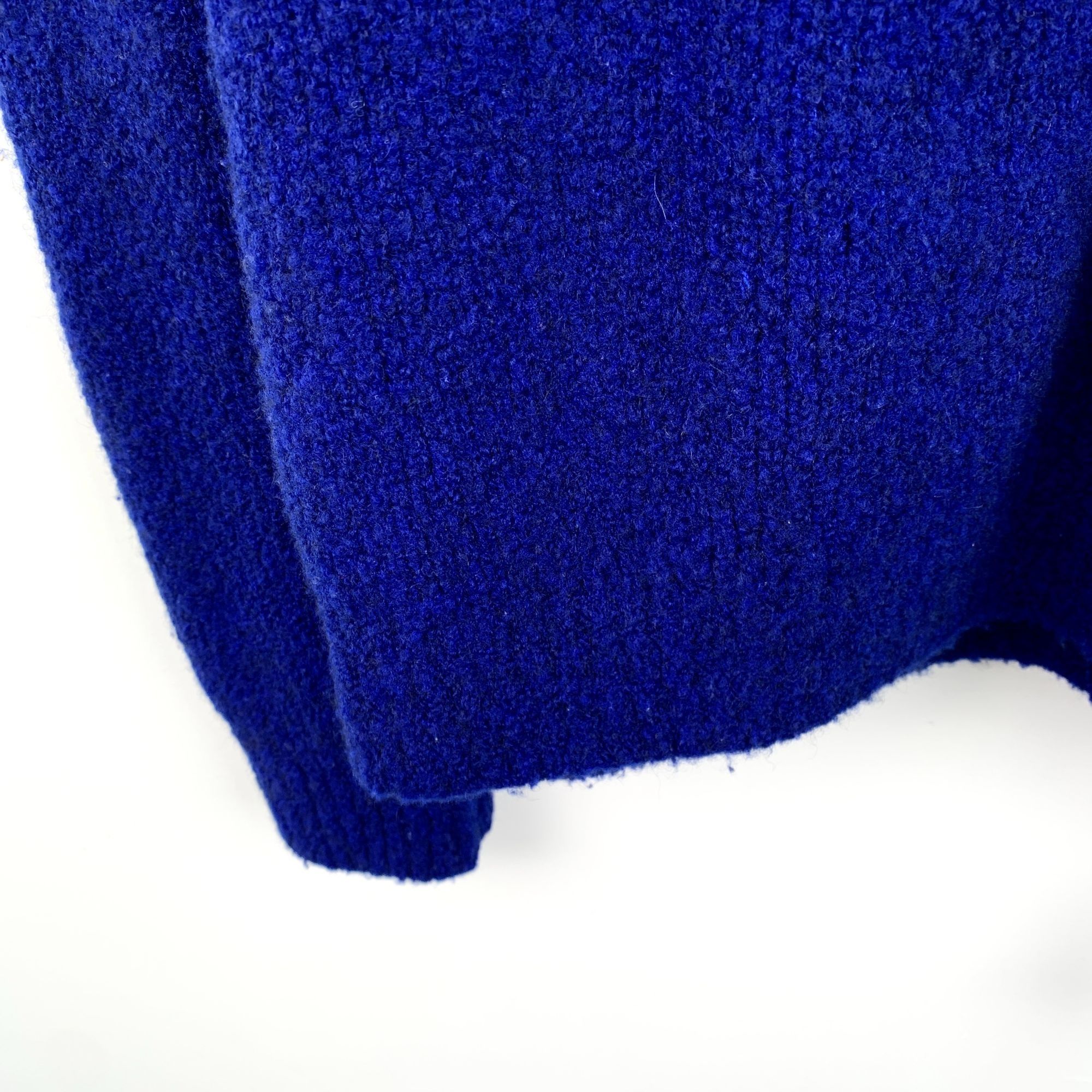 Louis Vuitton Louis Vuitton Dark Blue Logo Embroidered Woolen Round-Neck L Size US L / EU 52-54 / 3 - 5 Thumbnail