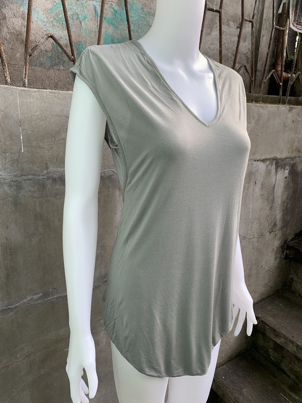 Helmut Lang V-neck Twist Back Top Size S / US 4 / IT 40 - 3 Thumbnail