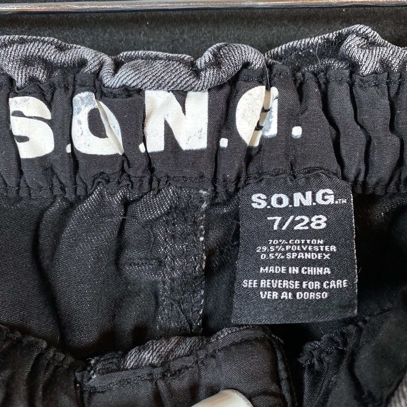 Vintage S.O.N.G Jeans Womens Black Elastic Waist Jogger Cropped High Rise 7/28 Size 28" / US 6 / IT 42 - 4 Thumbnail