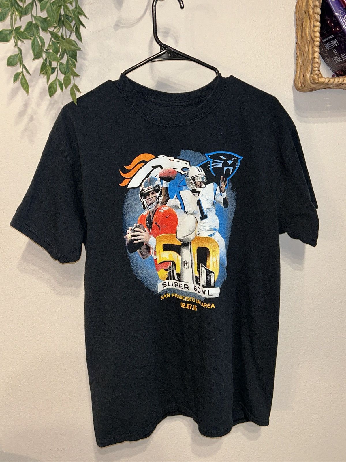 Other Super Bowl 50 Denver Broncos Carolina Panthers T Shirt Size US L / EU 52-54 / 3 - 1 Thumbnail
