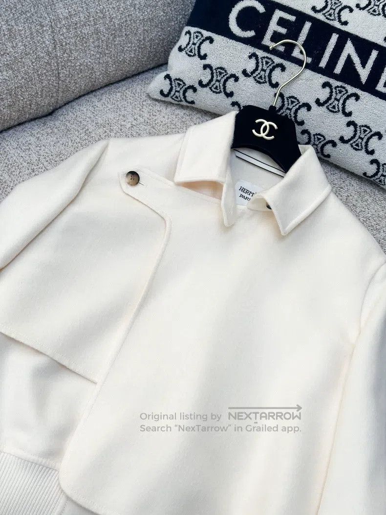 Hermes Hermes Beige Cashmere Double-faced Short Coat Size XXS / US 00 / IT 34 - 2 Thumbnail