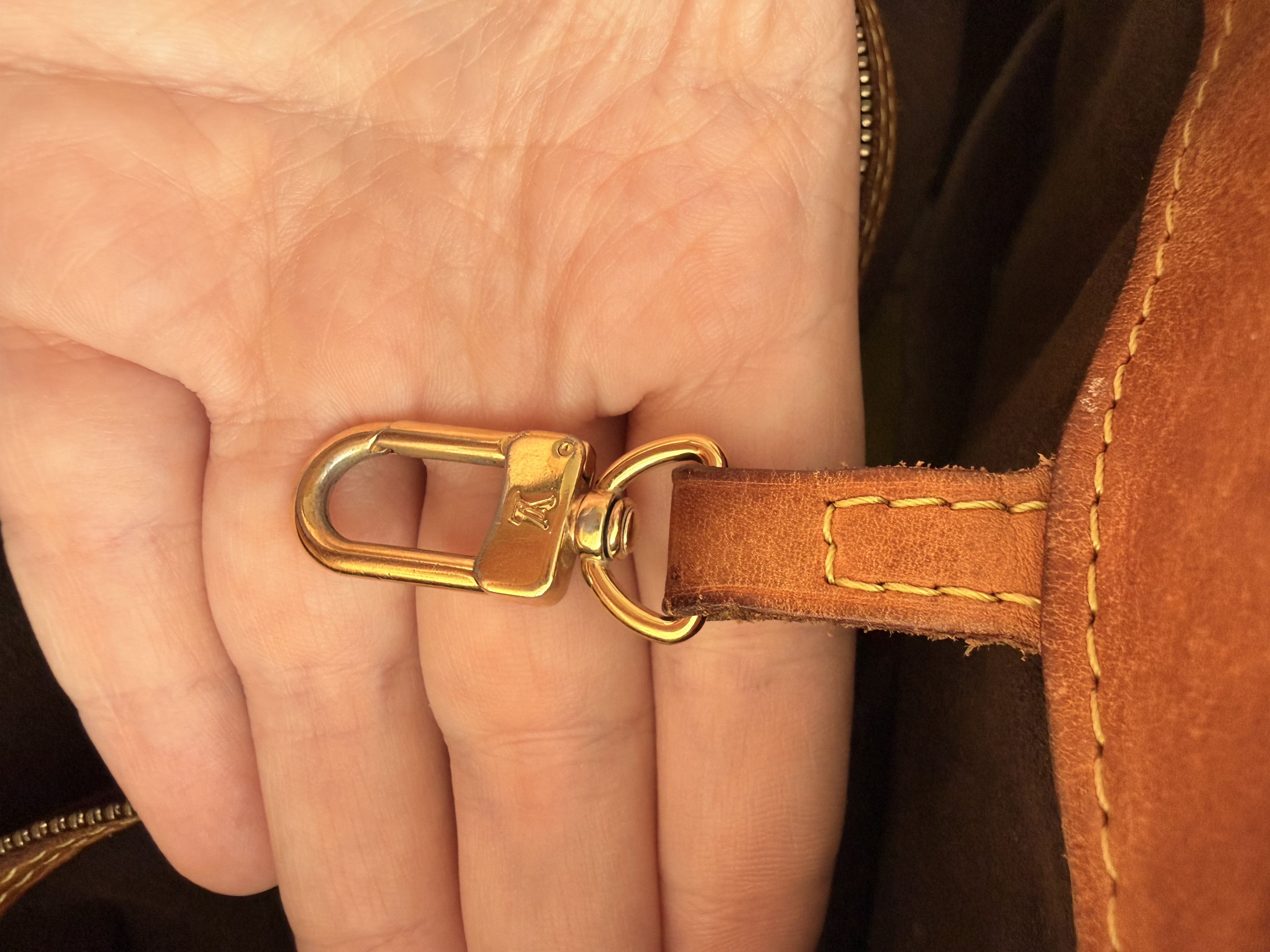 Louis Vuitton Louis Vuitton Wilshire Handbag Monogram Canvas Vintage Size ONE SIZE - 4 Thumbnail