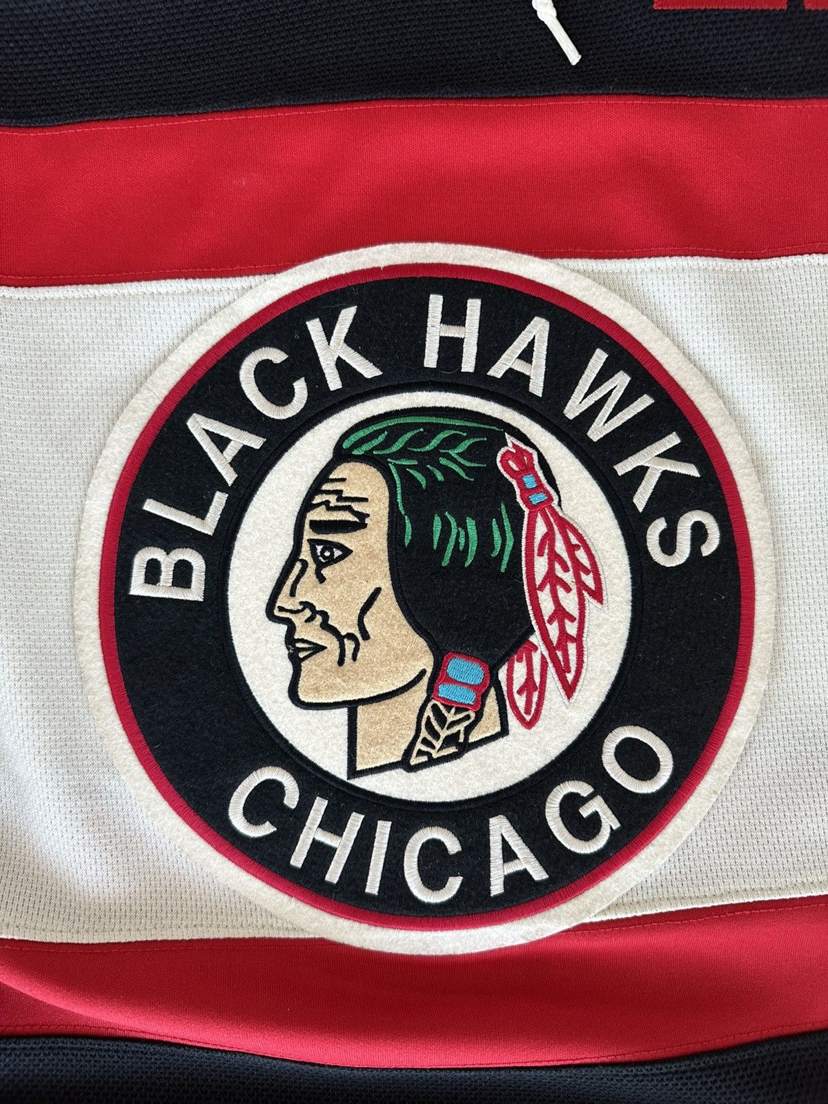 Reebok Duncan Keith Chicago Blackhawks 2009 Alternate Jersey Size US L / EU 52-54 / 3 - 4 Thumbnail