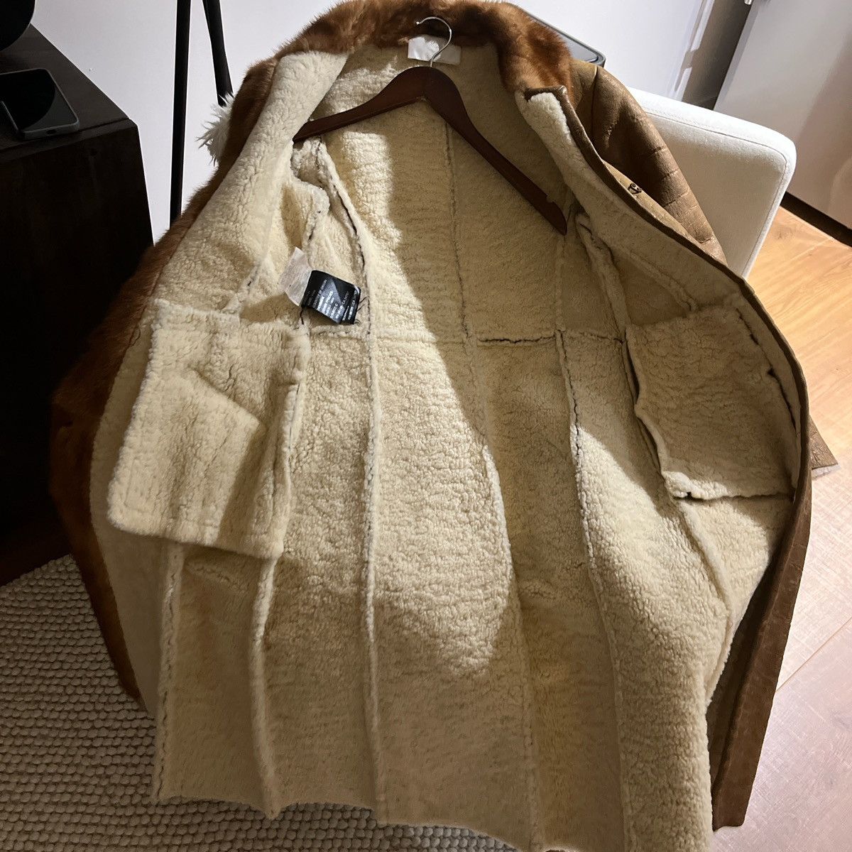 Prada Vintage Prada Mink Fur/Shearling Coat Fall/Winter 2004 Size M / US 6-8 / IT 42-44 - 8 Thumbnail