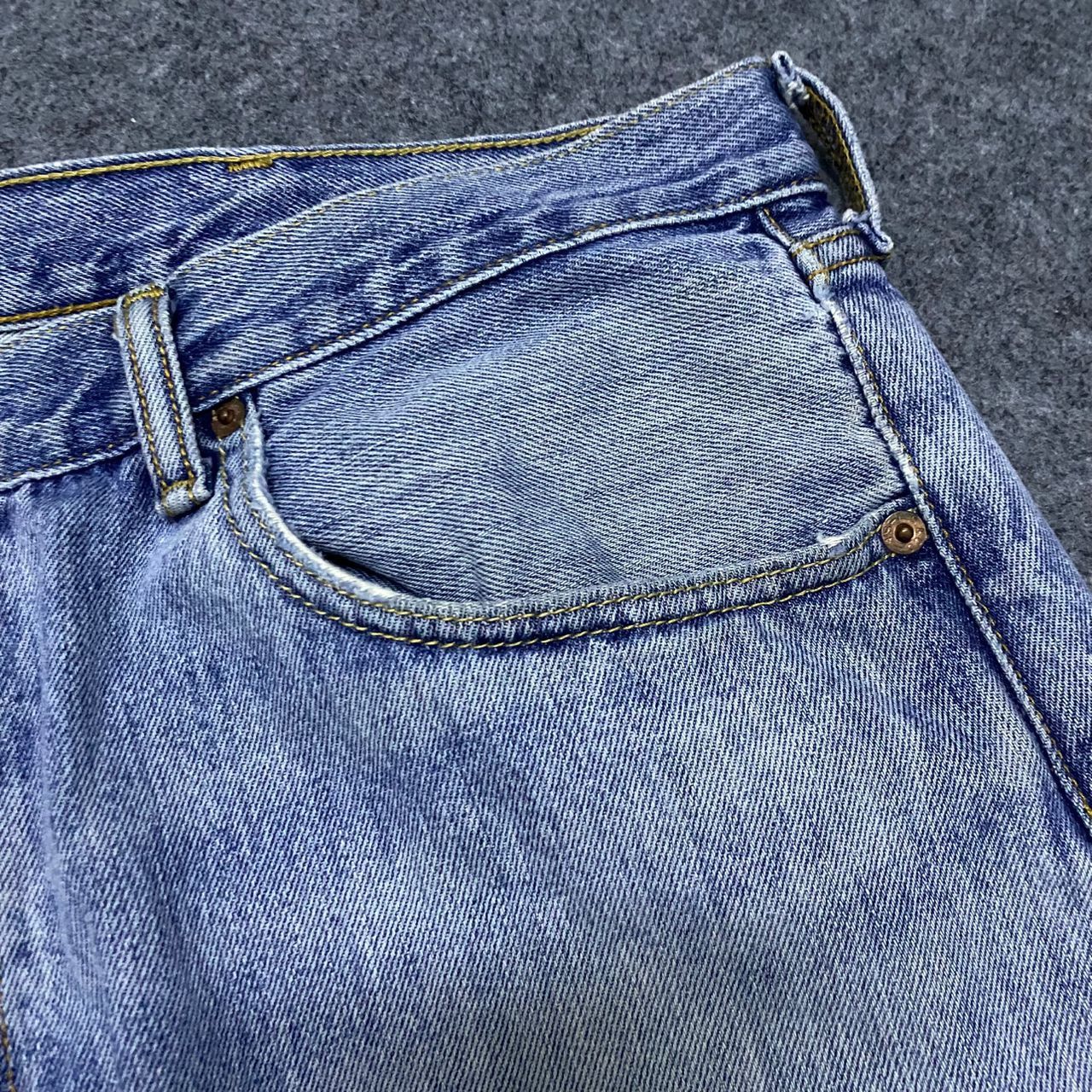 Levi's Vintage Levis 501 Distressed denim Kurt Cobain Style Size US 39 - 9 Thumbnail