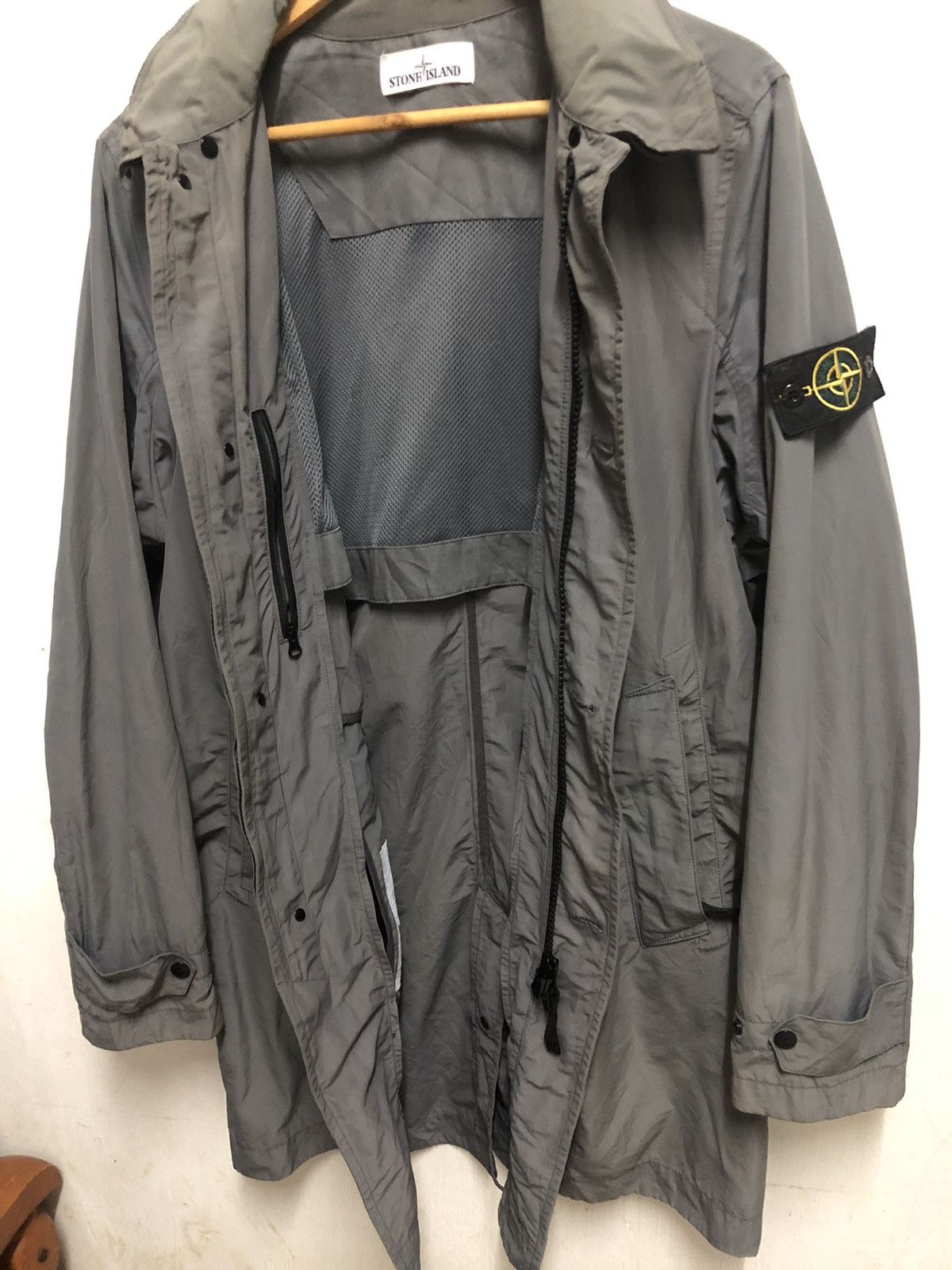 Stone Island mid-length micro reps trench coat Size US L / EU 52-54 / 3 - 7 Thumbnail