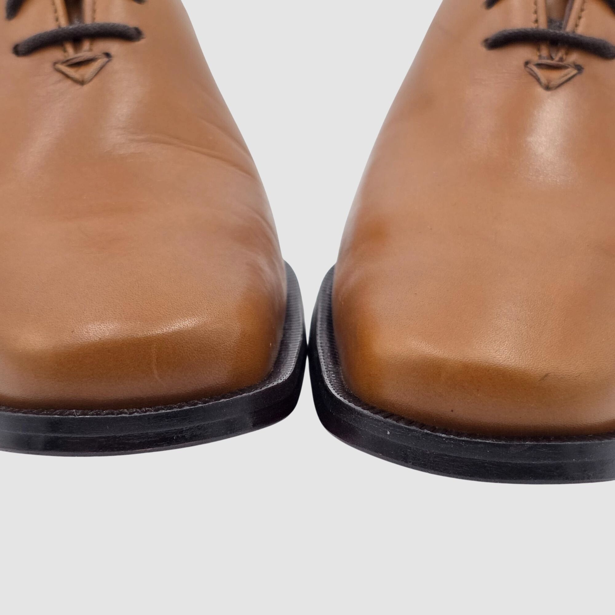 Donald Pliner NEW Donald J. Pliner Italy Wholecut Tan Calf Leather Derby Size US 7 / EU 40 - 12 Thumbnail