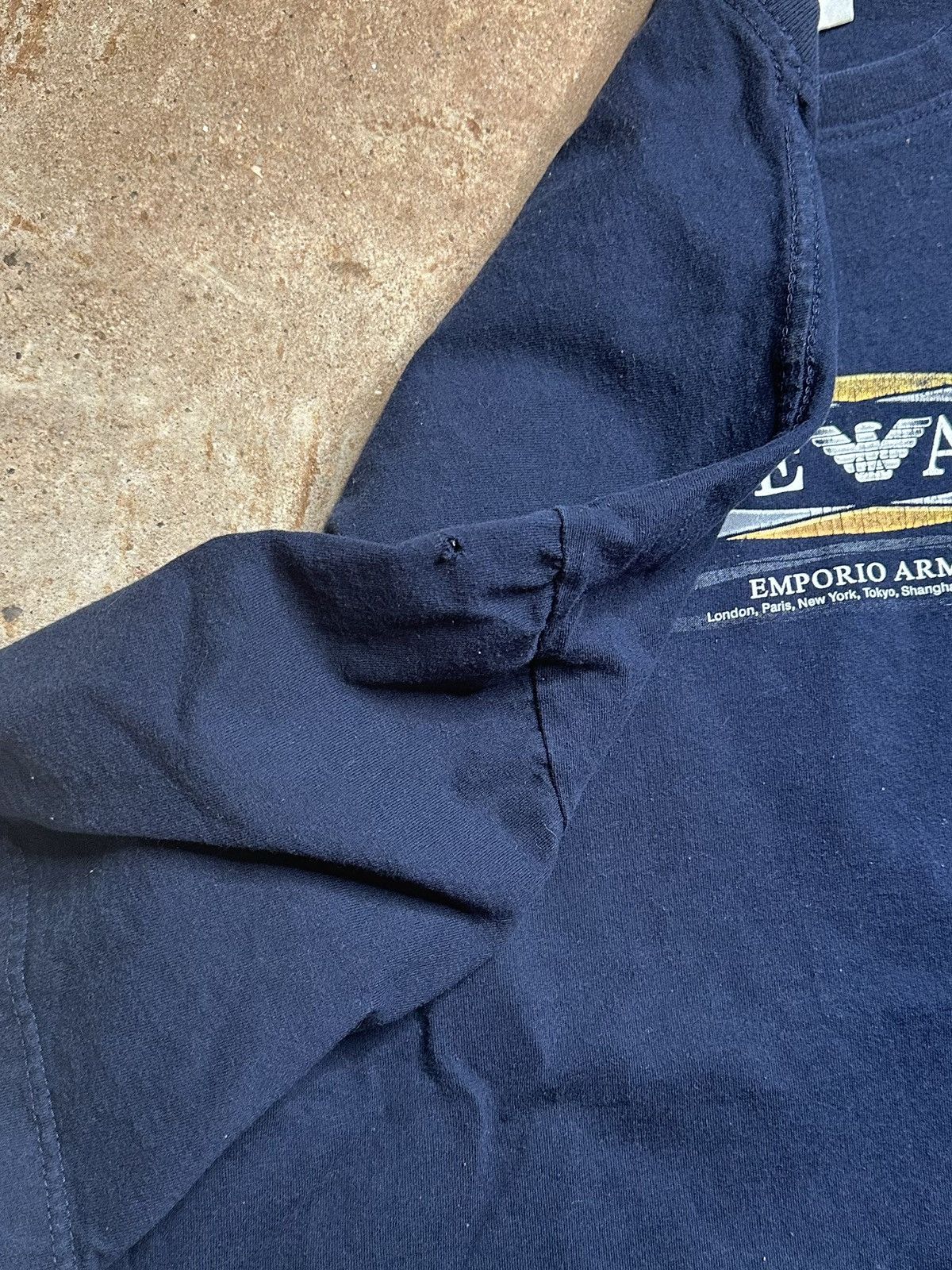 Emporio Armani × Vintage Navy Blue Y2K Emporio Armani Logo Tee Size US L / EU 52-54 / 3 - 3 Thumbnail