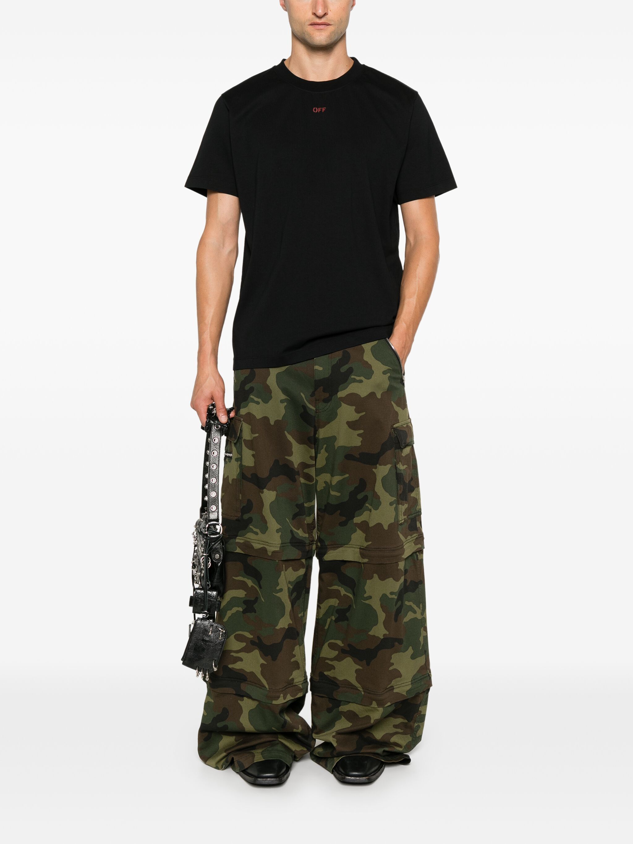 Off-White o1s22i1n1124 Crewneck T-Shirt in Black Size US XL / EU 56 / 4 - 2 Thumbnail