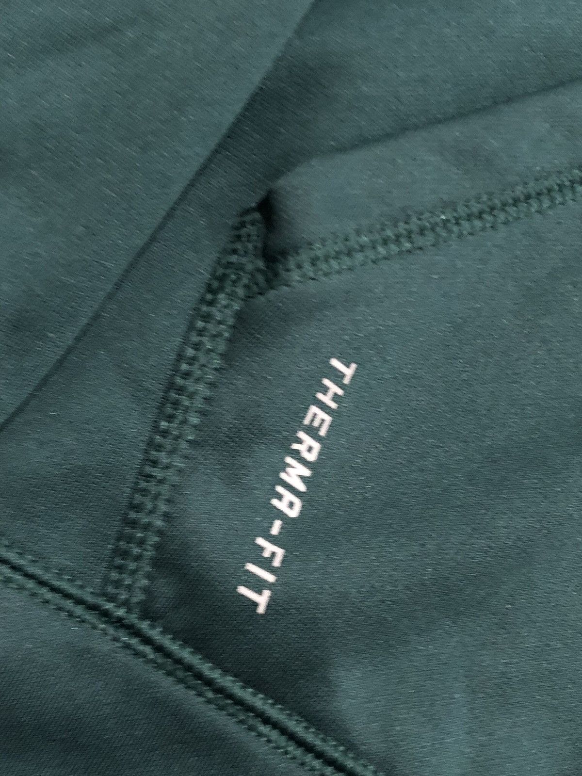 Nike Nike Thermafit Hoodie Size US L / EU 52-54 / 3 - 3 Thumbnail