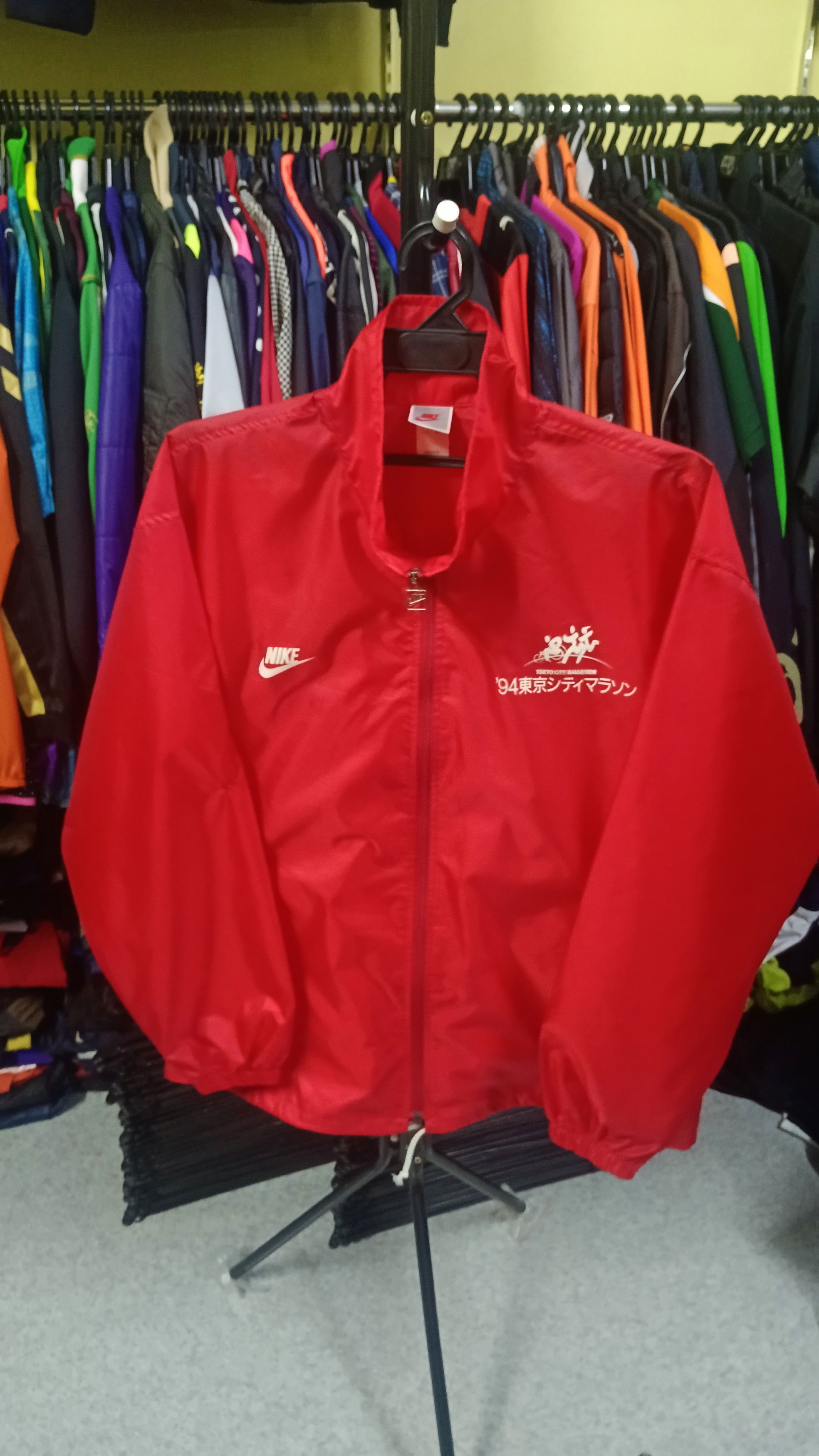 Nike Vintage Nike '94 Tokyo City Marathon Windbreaker Size US L / EU 52-54 / 3 - 1 Thumbnail