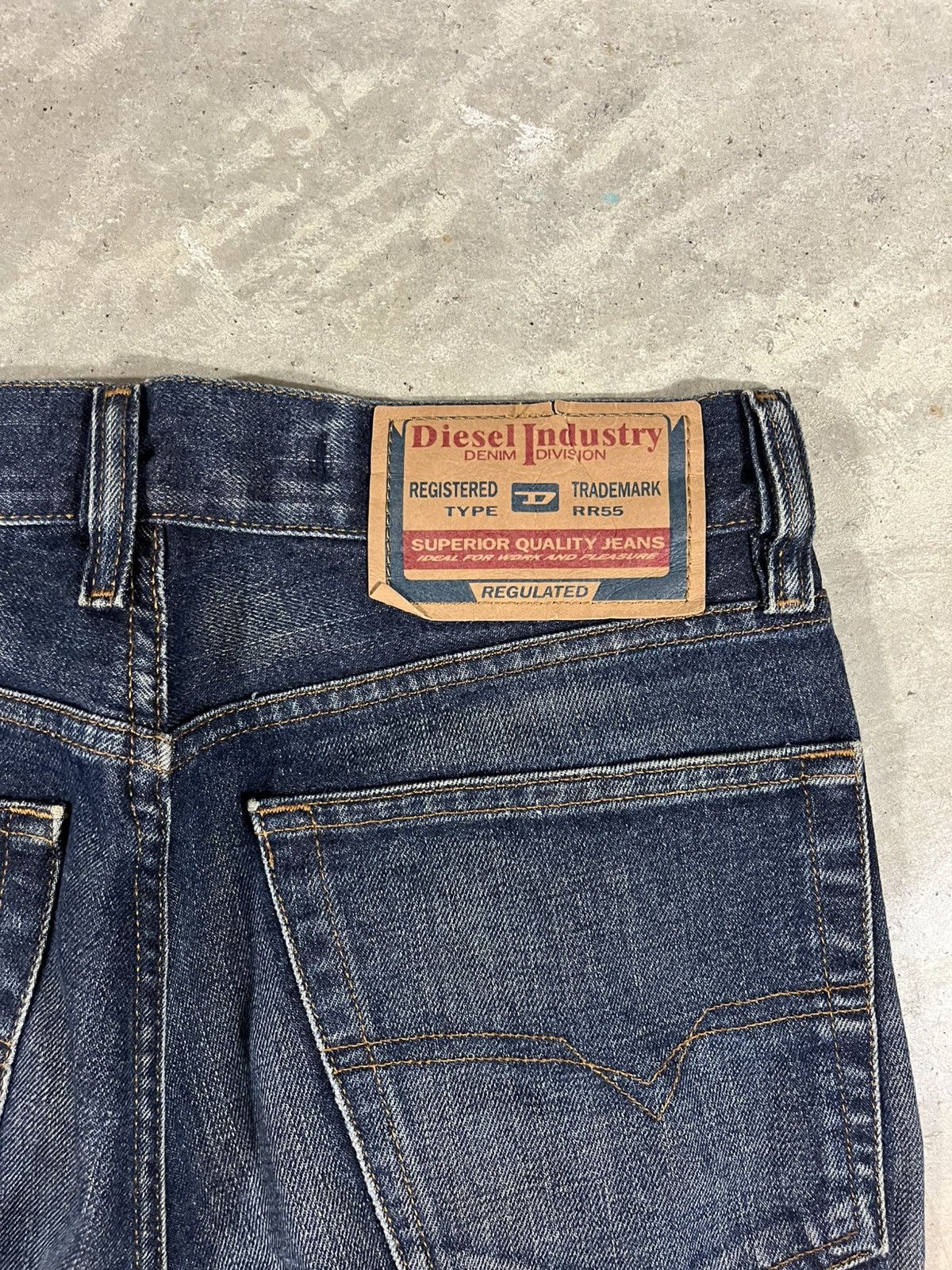 Diesel Vintage Y2K Diesel Straight Leg Faded Blue Jeans 28x31 Size US 28 / EU 44 - 6 Thumbnail