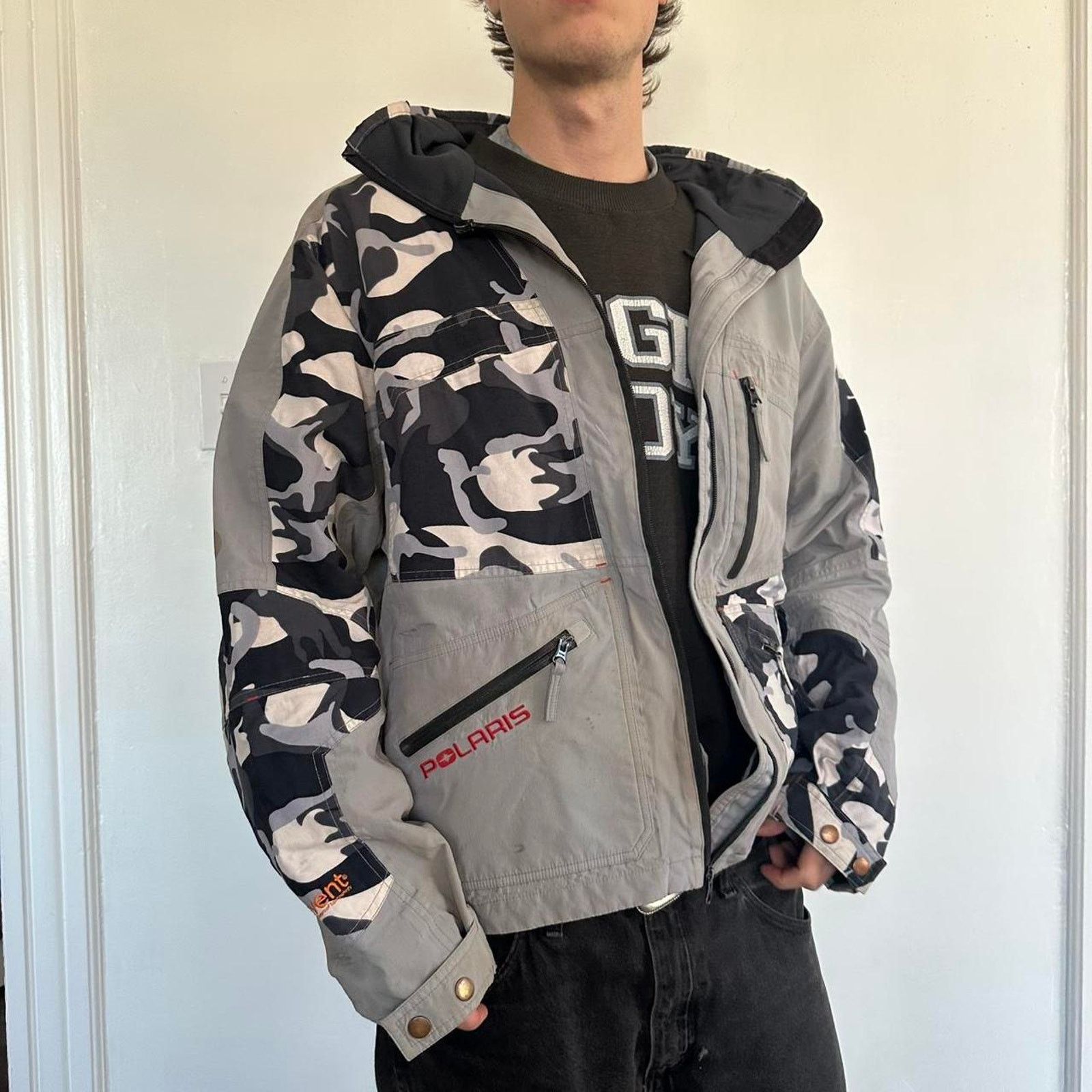 Vintage Vintage Grey Snow Camo Polaris Octane Snowmobile Ski Jacket Size US L / EU 52-54 / 3 - 1 Thumbnail
