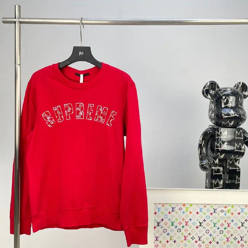 Louis Vuitton Louis Vuitton Red Cotton Women's Sweatshirt 0089 Size L / US 10 / IT 46 - 1 Thumbnail