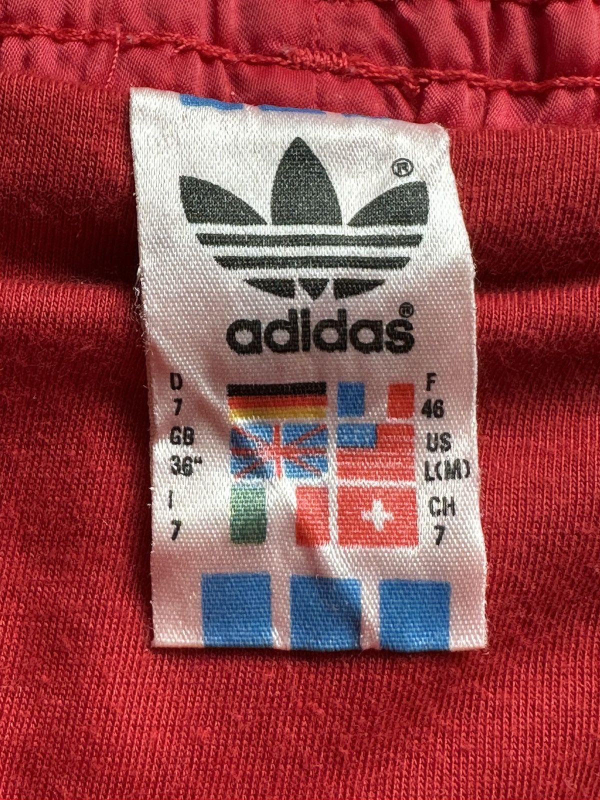 Adidas Vintage adidas shorts Size US 34 / EU 50 - 4 Thumbnail
