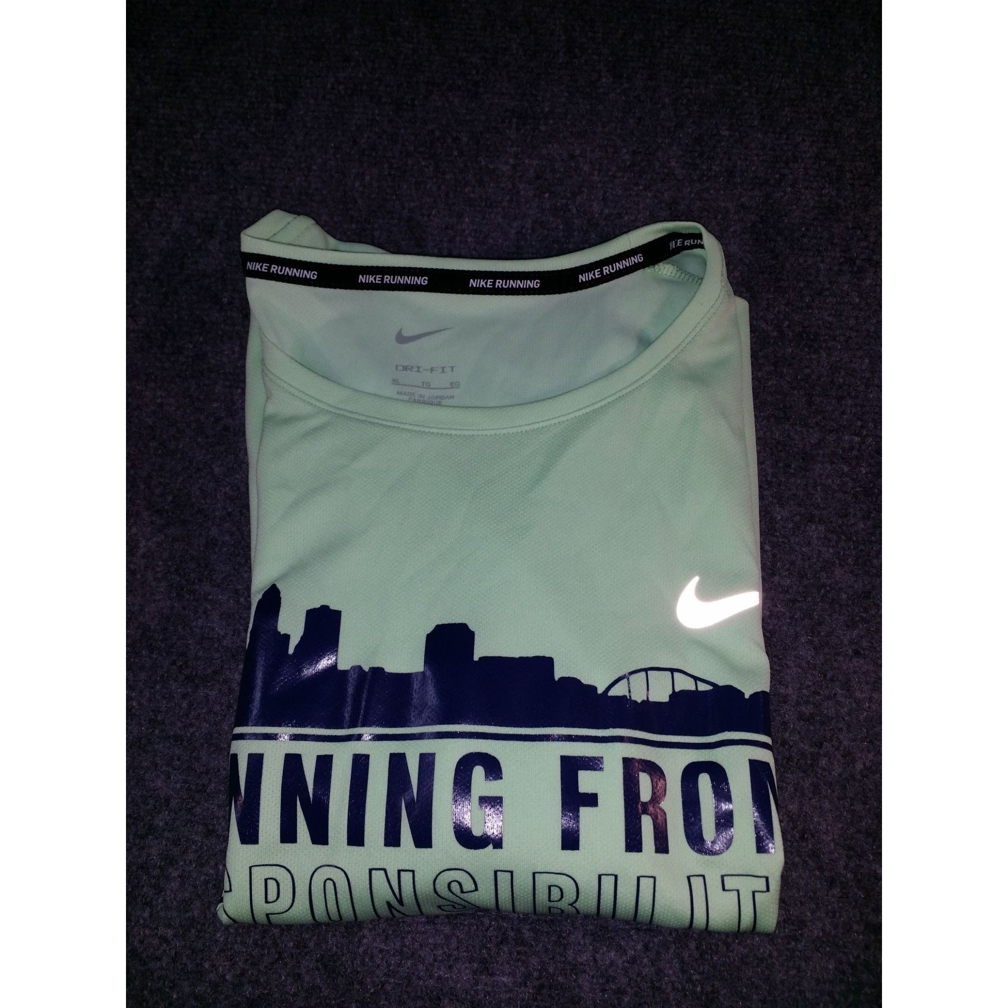 Nike Nike Tshirt Men Sz XL Lime Green Dri Fit Running From Respon Size US XL / EU 56 / 4 - 8 Thumbnail