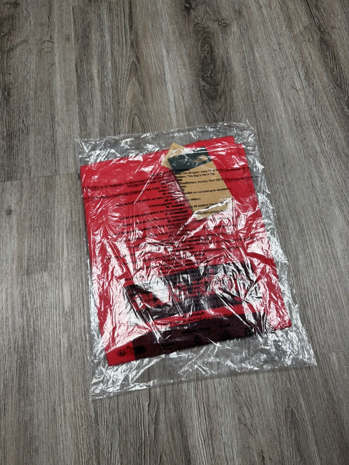 Supreme × The North Face Supreme The North Face S/S Top Red SS24 Size Medium Size US M / EU 48-50 / 2 - 4 Thumbnail