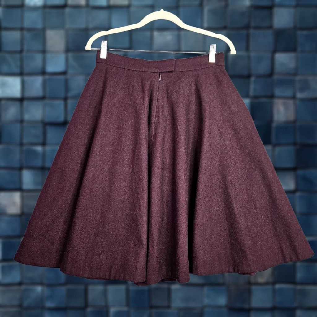 Cos COS Skirt Women’s Burgundy Red Wool Polyester Blend Knee Length A-Line Button Closure 8 Mens? Size 30" / US 8 / IT 44 - 1 Thumbnail