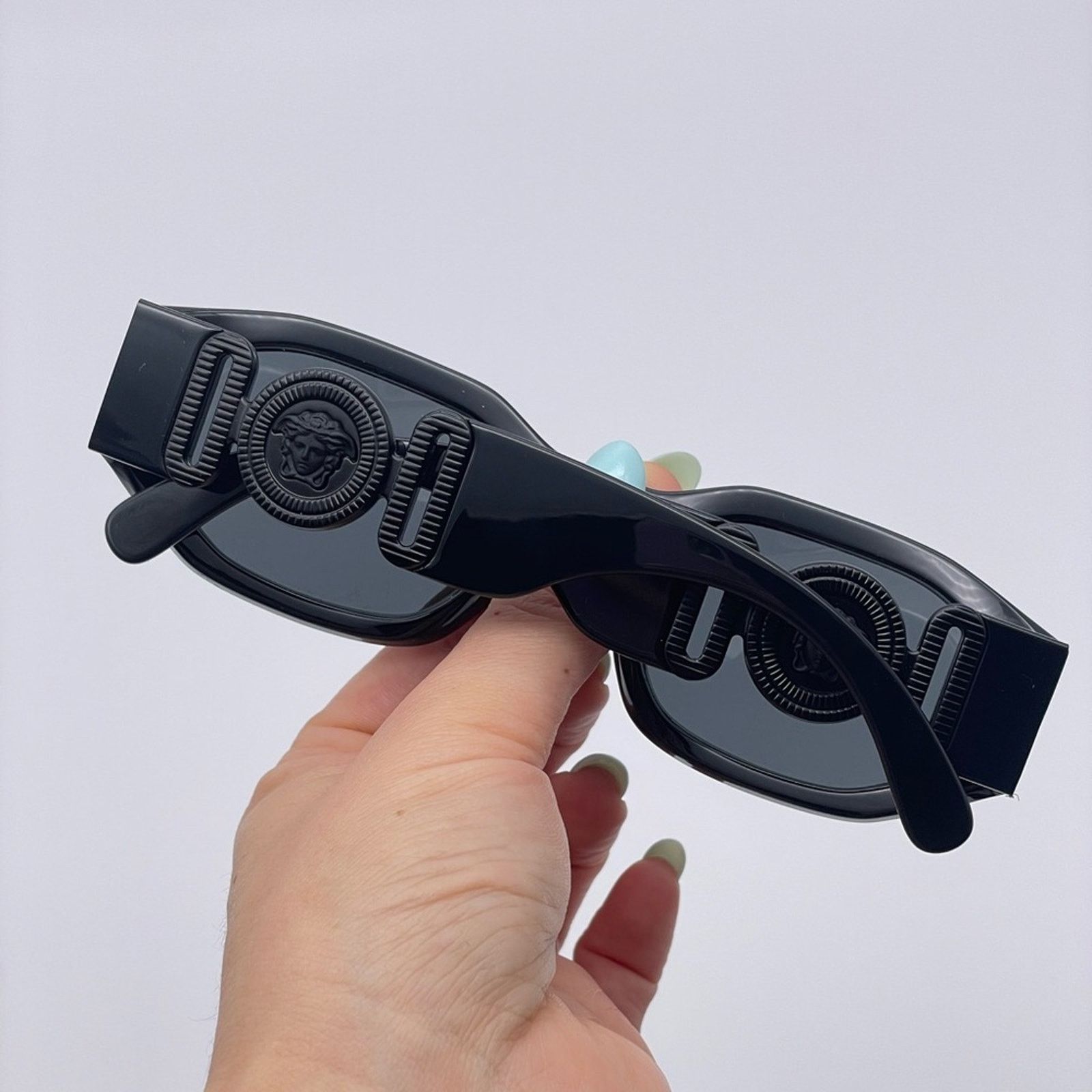 Versace NEW VERSACE VE4361 536087 Black/Dark Grey Unisex Sunglasses Size ONE SIZE - 9 Thumbnail